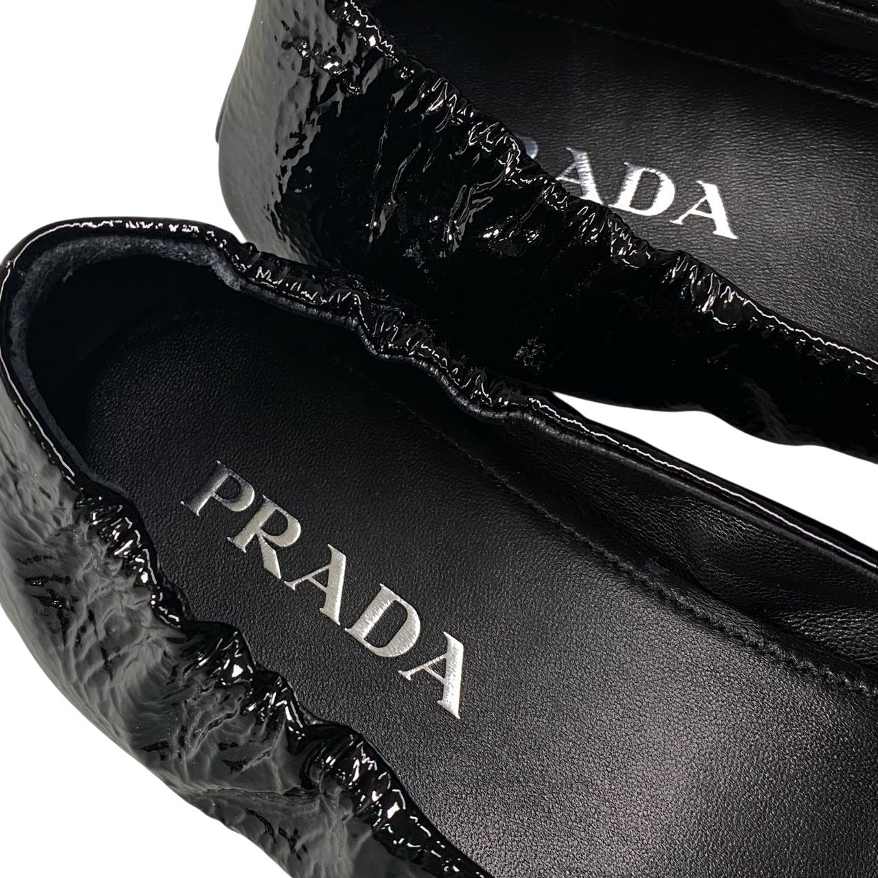 c17 【美品】PRADA プラダ ナプラップパテントレザー バレリーナ バレエシューズ サイズ37 ブラック レディースk02i
