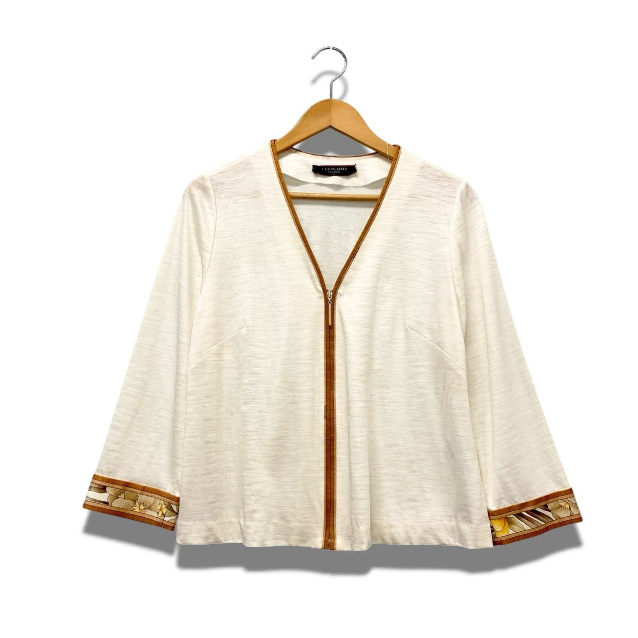 70b17 LEONARD FASHION レオナール  カーディガン シアー Vネック 薄手 LL アイボリー 麻100％ レディース 女性用u02t