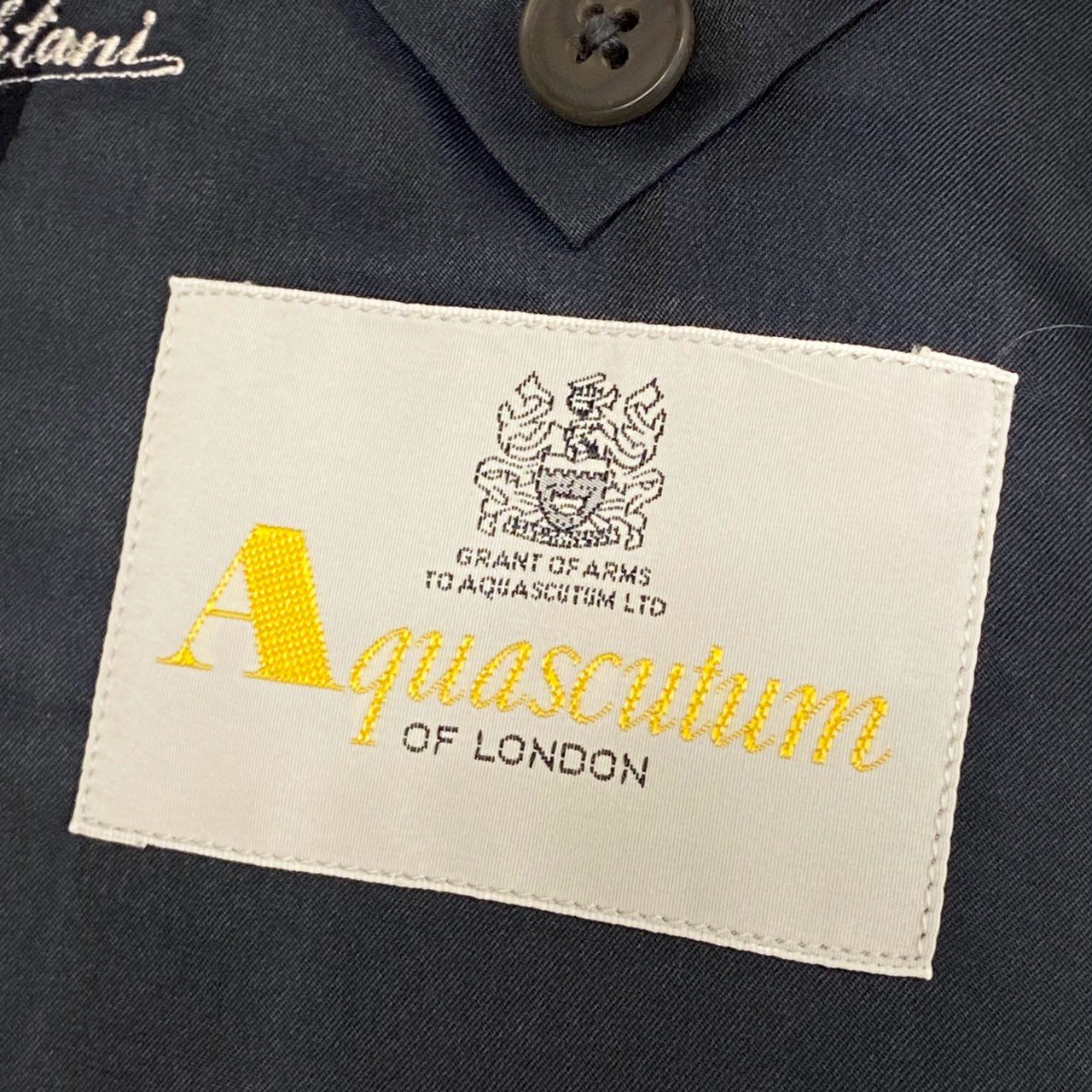 74k11 Aquascutum アクアスキュータム テーラードジャケット ブレザー ウールジャケット ダブルプレスト AB-6サイズ ネイビー メンズu02t