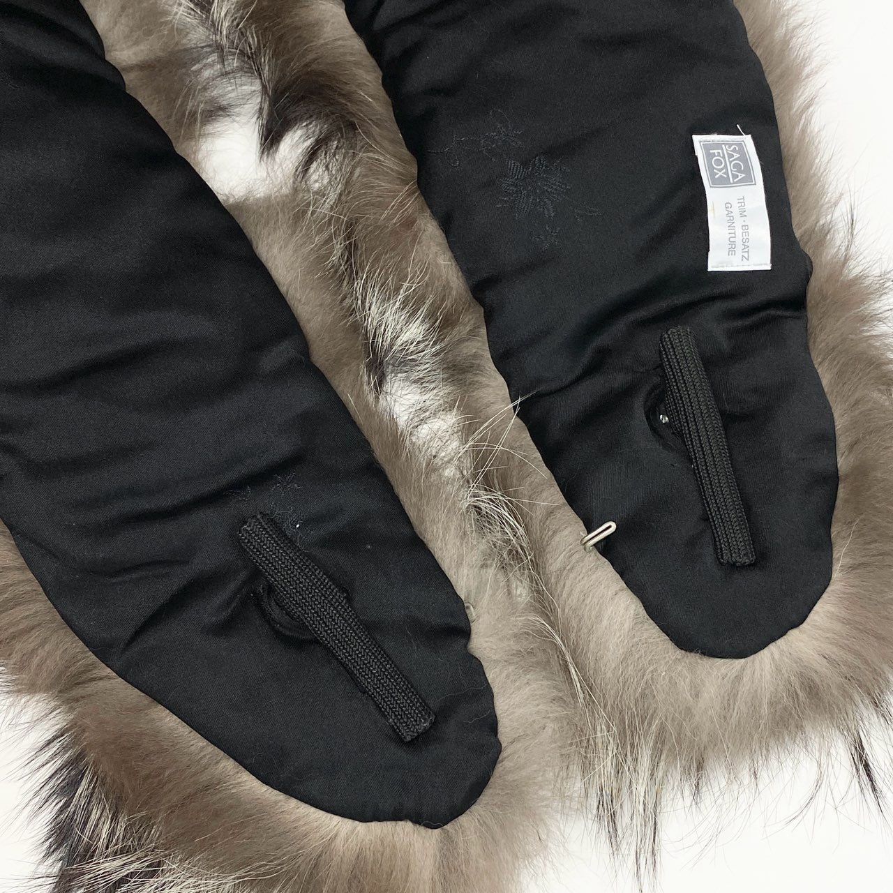 87j23 SAGA FOX サガフォックス 銀サガ シルバーフォックス 毛皮マフラー ティペット 衿巻き ブラウン系 フォックスファー レディースu02t