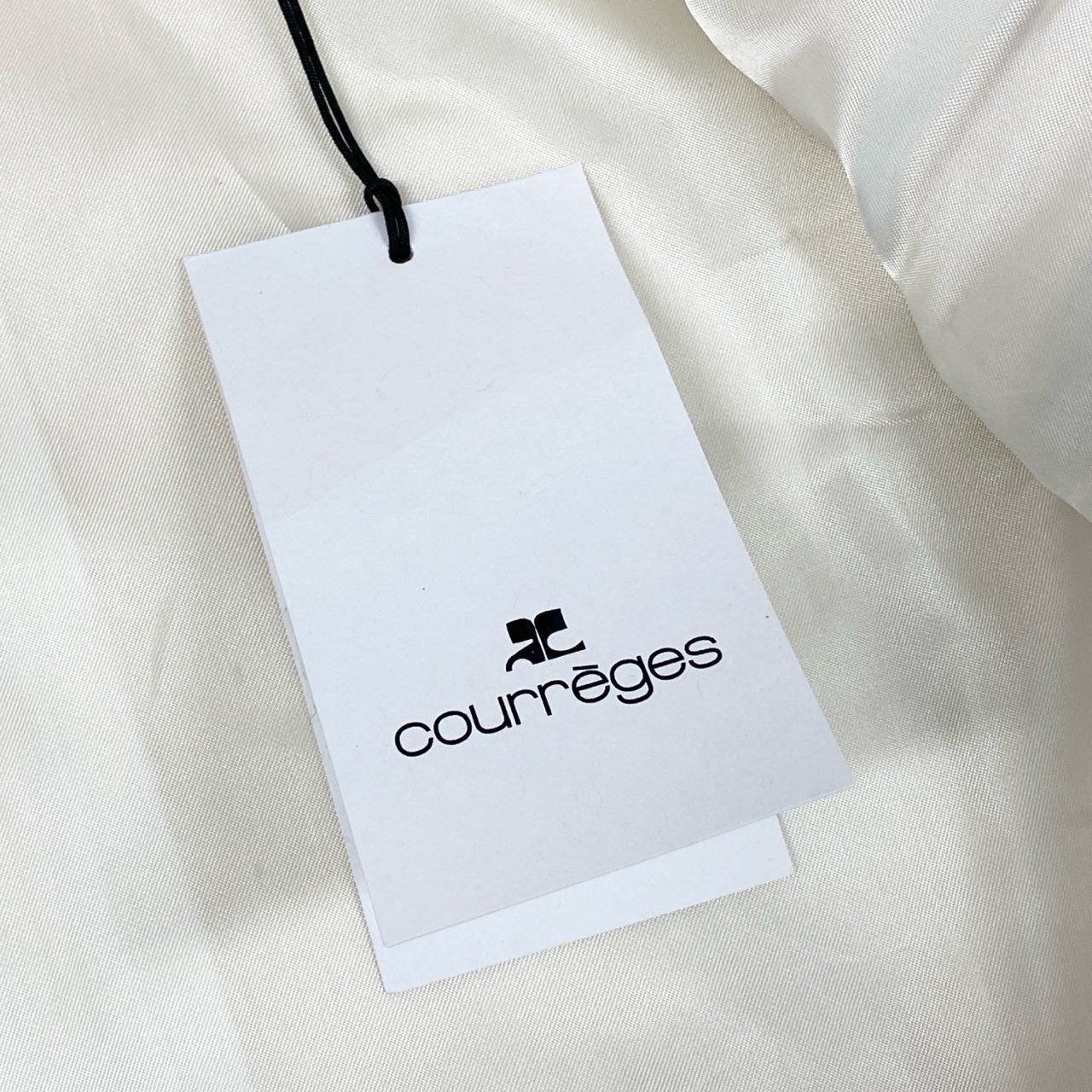 Ia15 【未使用品】courreges クレージュ カラクルラムファー ショートレザージャケット 短丈レザージャケット ロゴワッペン付き サイズ34 オフホワイト レディース 薄手アウターk02i
