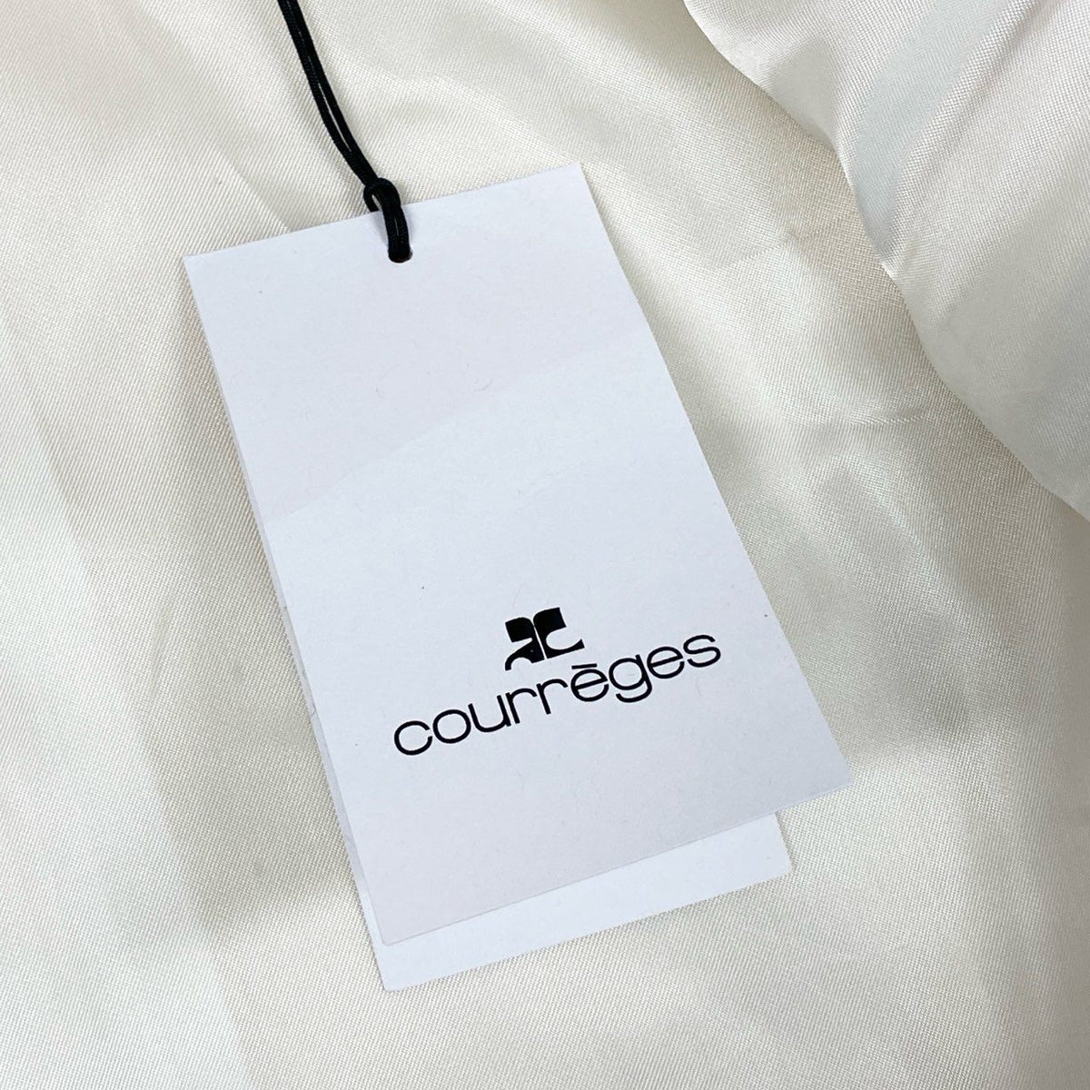 Ia15 【未使用品】courreges クレージュ カラクルラムファー ショートレザージャケット 短丈レザージャケット ロゴワッペン付き サイズ34 オフホワイト レディース 薄手アウターk02ik02i