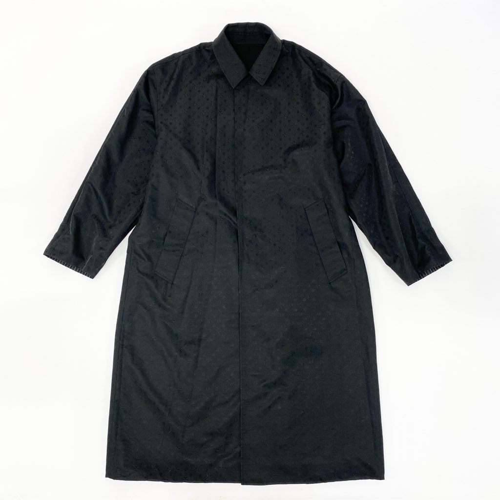 22l28 【美品】ONE GRAVITY ワングラビティ サテンオーバーコート ロングコート リバーシブル 21-234-01-010113 Mサイズ ブラック メンズo07t