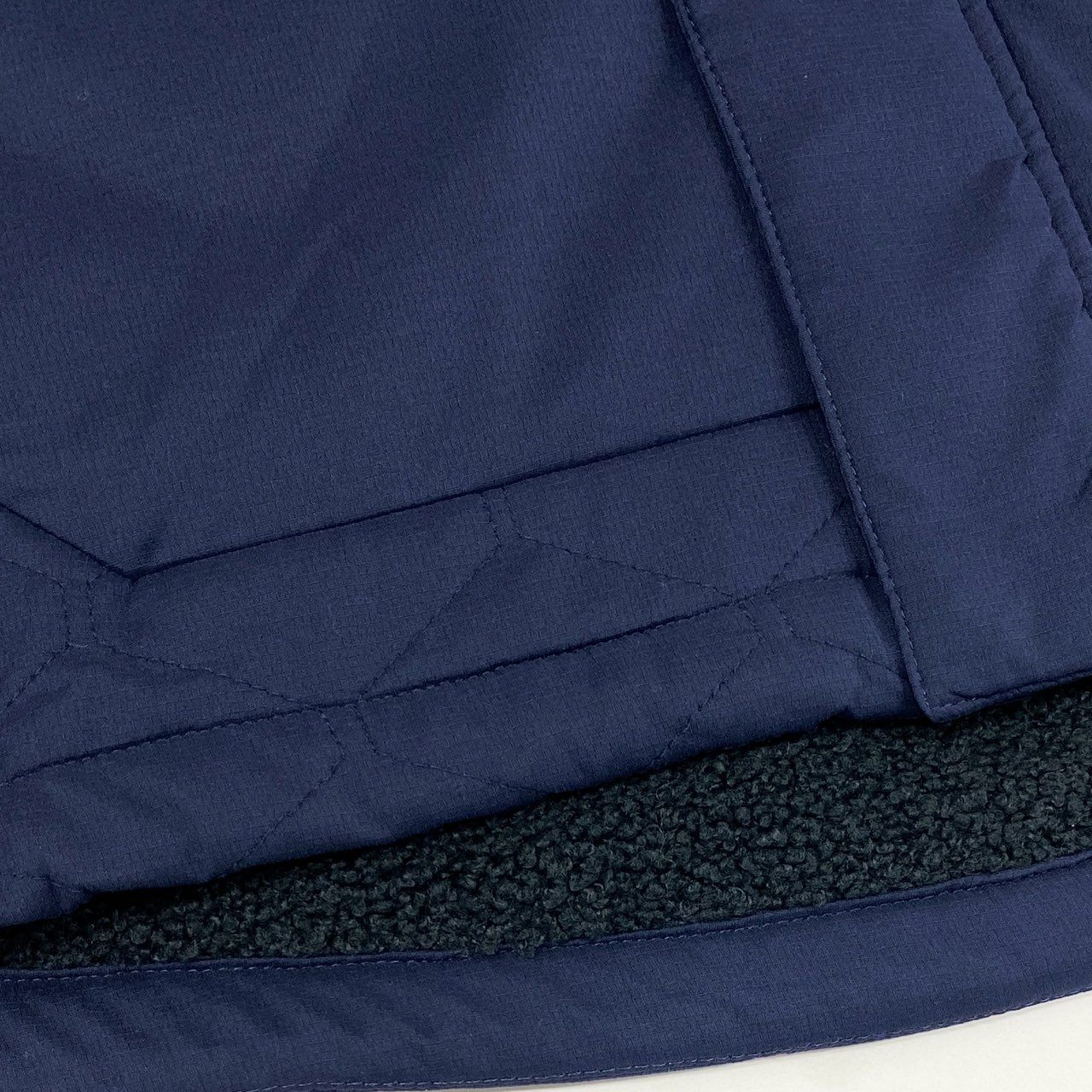 77i10-1《未使用品》タグ付 OAKLEY オークリー UNEVEN PUFF JACKET 3.0 中綿2wayジャケット ベスト ゴルフウェア アウター ロゴ刺繍 大きいサイズ FOA402870 2XL ネイビー メンズk02i