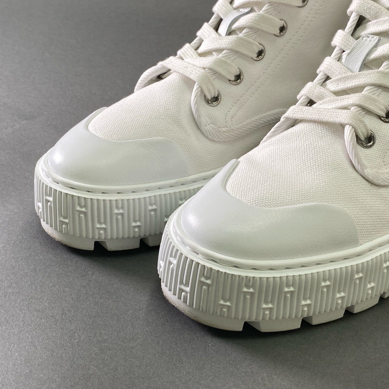 j4 HERMES エルメス イティネレール ショートブーツ ハイカットスニーカー ロゴプリント イタリア製 36 ホワイト キャンバスk02i