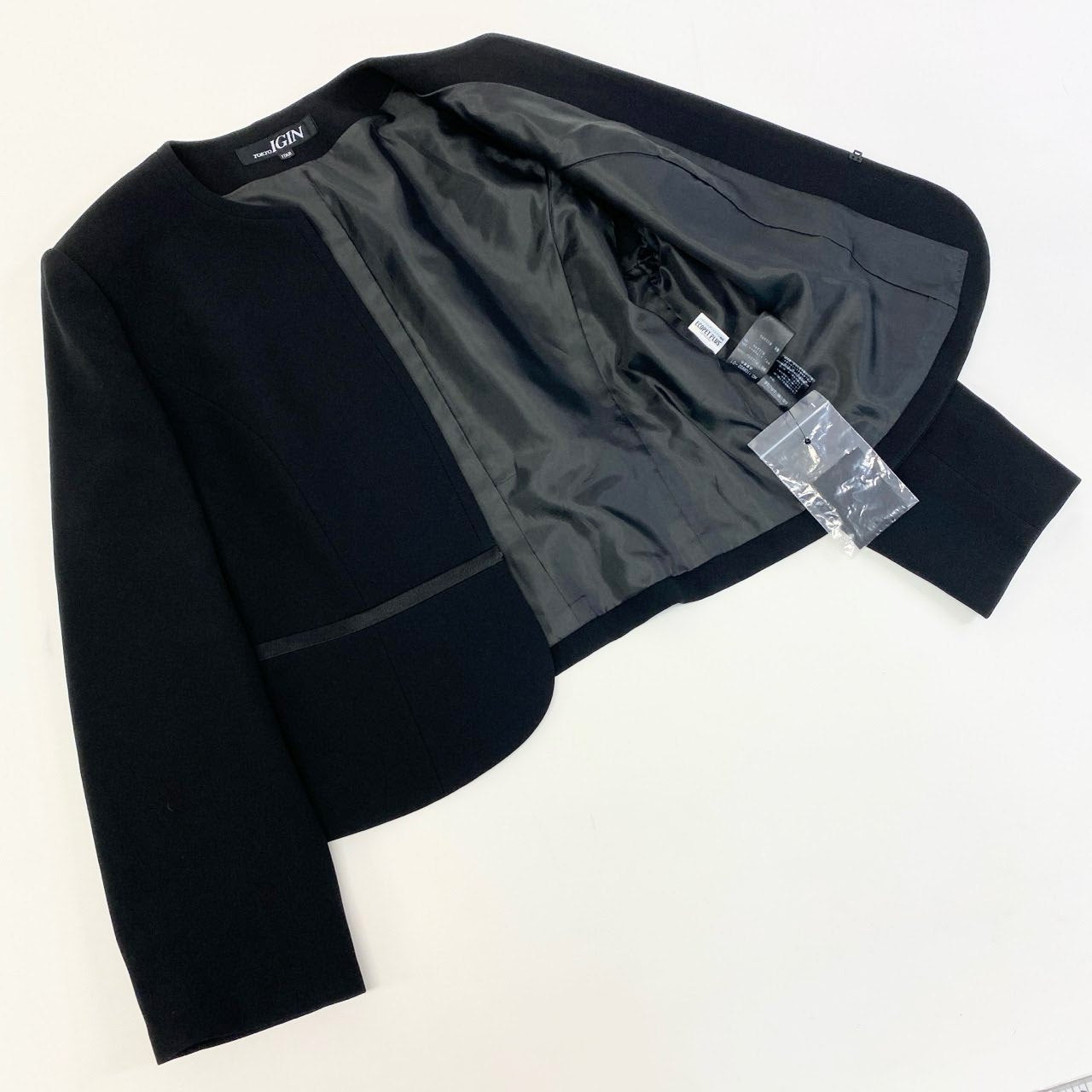 74k4 TOKYO IGIN 東京イギン 大きいサイズ ブラックフォーマル ワンピース ジャケット セットアップ ドレス 17AR ブラック レディースo07t