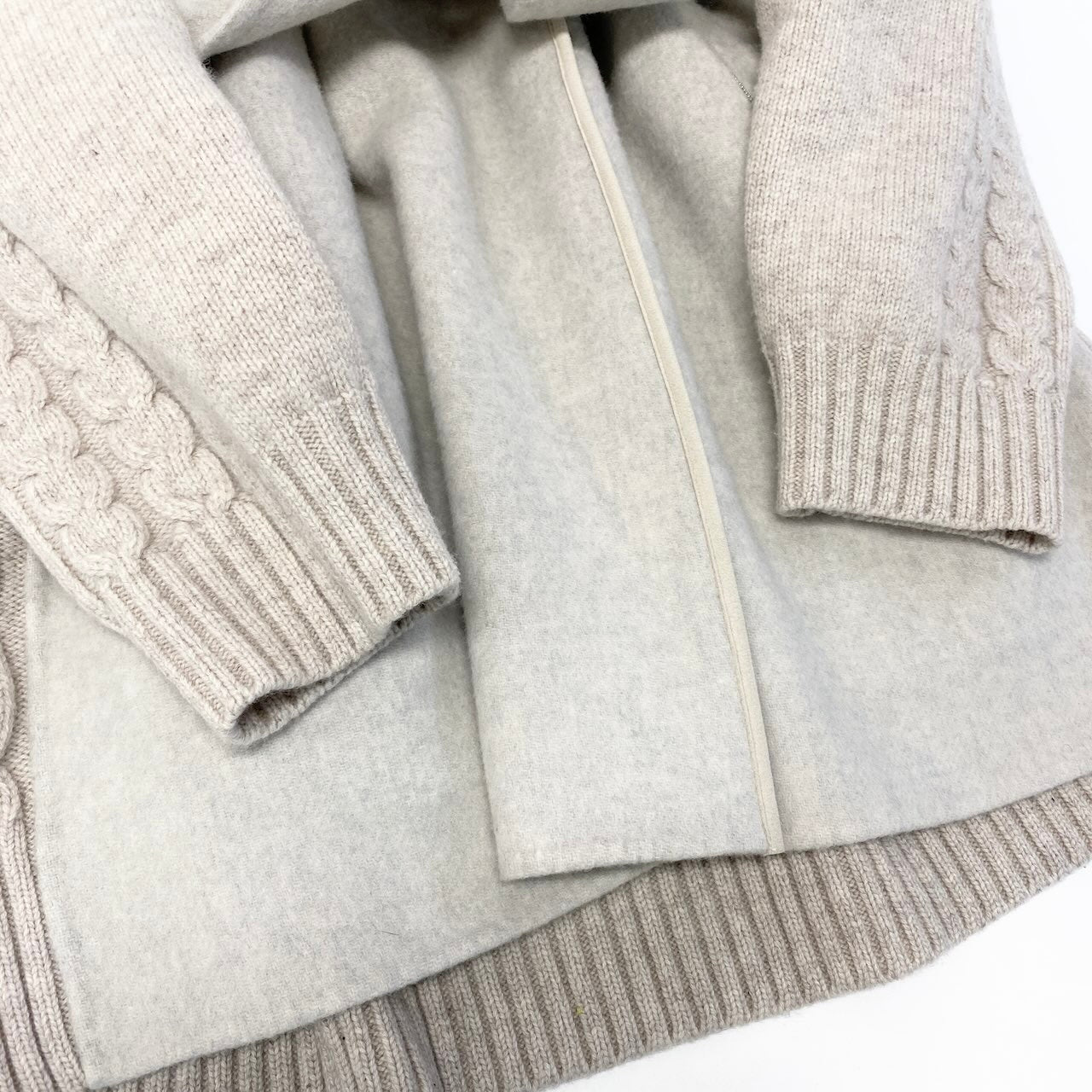 22d12 【未使用タグ付】 MORABITO PREMIER モラビト 定価￥220.000 ハーフコート フーディージャケット ニットスリーブ ケーブルニット サイズ38 ライトベージュ レディース 女性用u02t