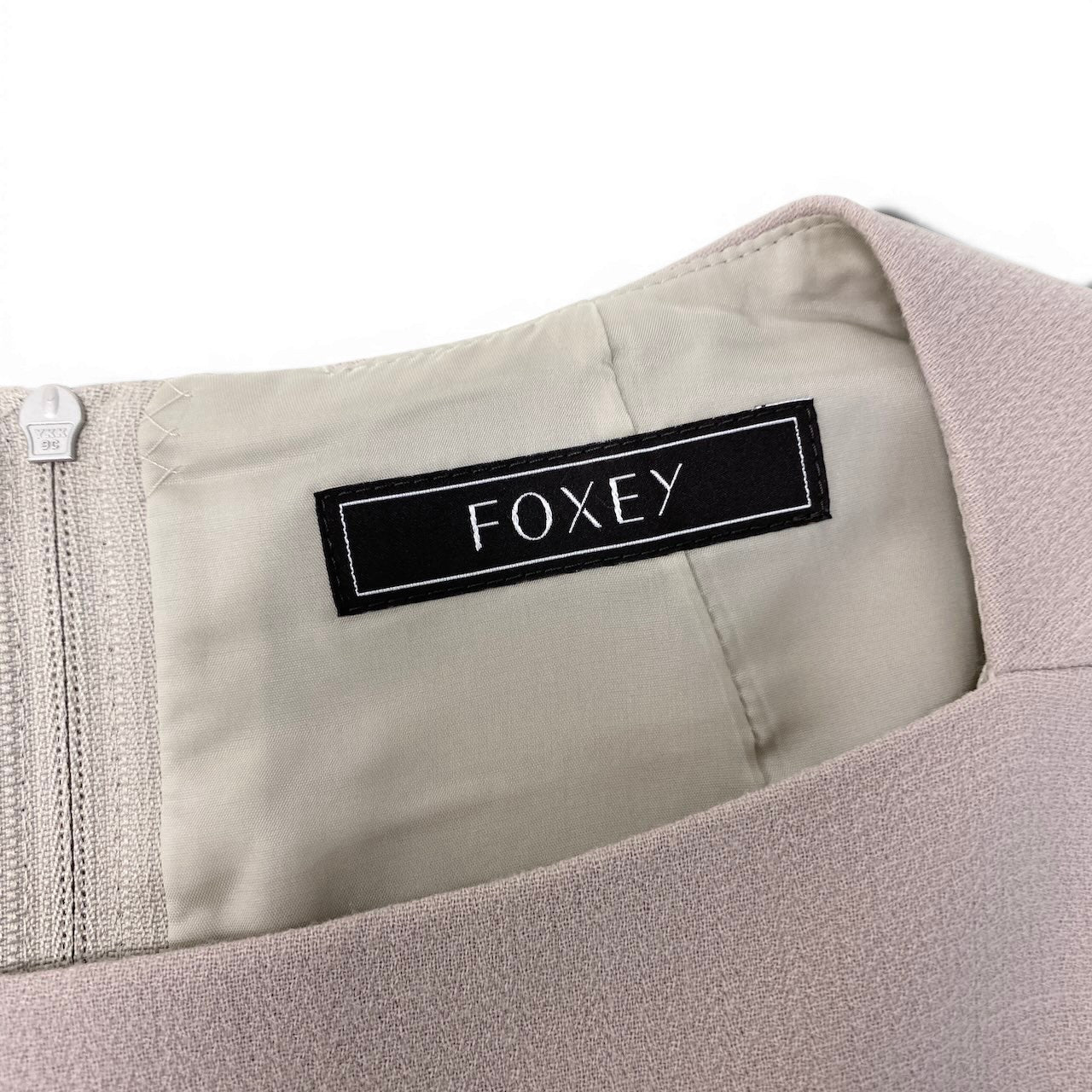 18e29 FOXEY フォクシー スクエアネック フレアスリーブワンピース ドレスワンピース 40925 サイズ38 ベージュ レディース女性服o07t