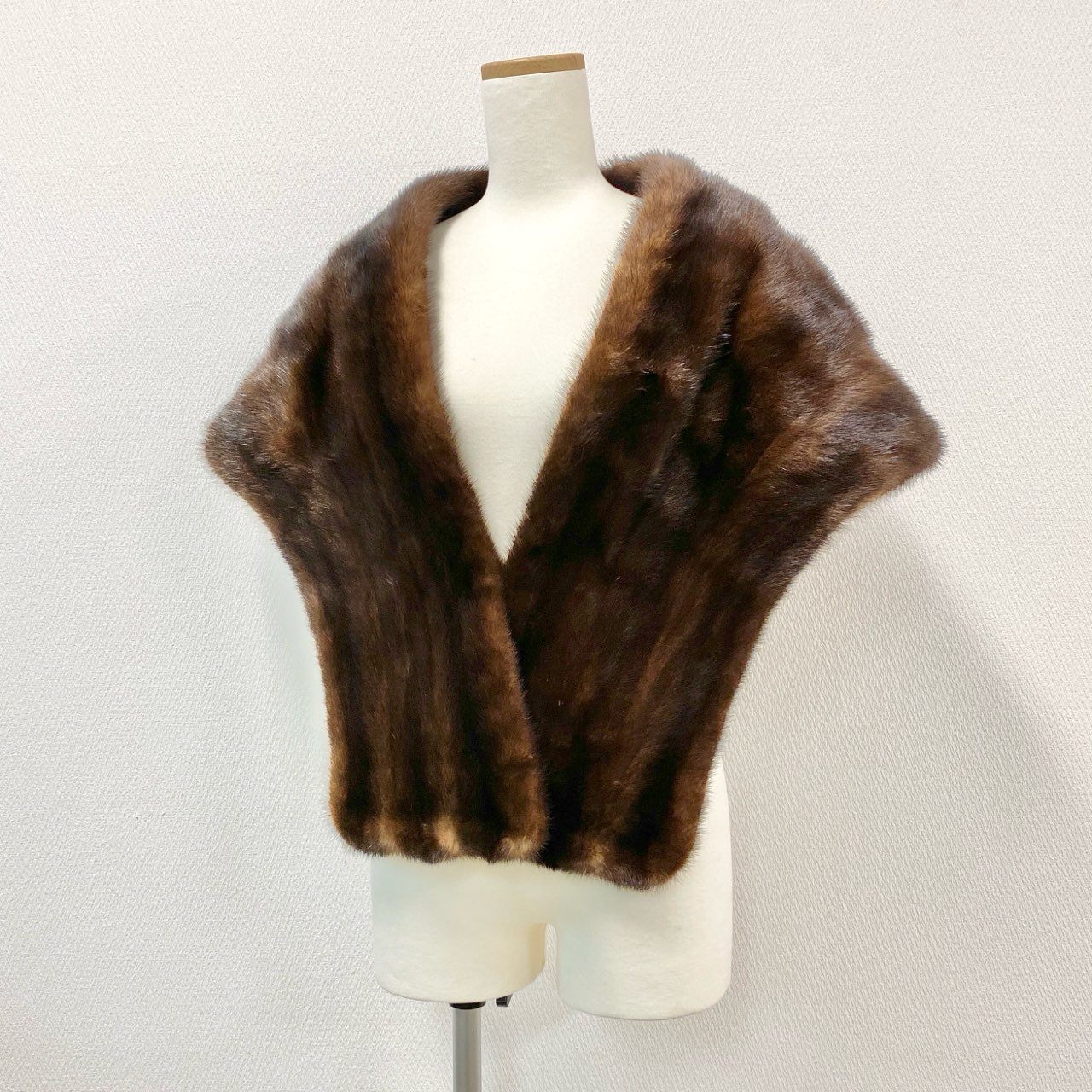 86j23 Futaba Fur フタバファー 最高級毛皮 デミバフミンク 毛皮マフラー 大判ティペット  ブラウン ミンクファー レディースu02t