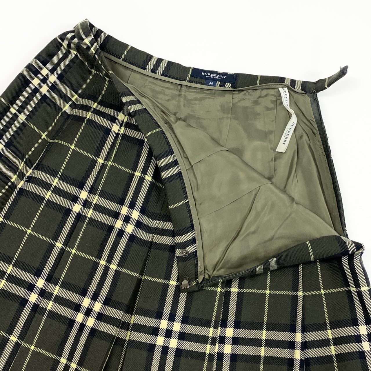 Ic18 BURBERRY LONDON バーバリー タックプリーツスカート ロングスカート ノバチェック レディース 女性服 サイズ40 グリーン系 カーキk02i