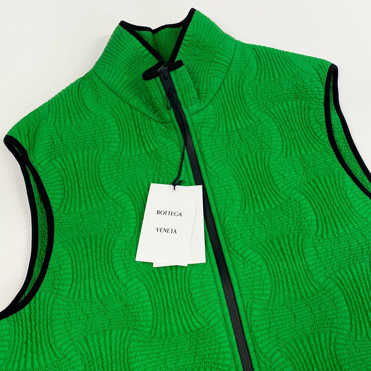 b23 BOTTAGA VENETA ボッテガヴェネタ 2022SS INTRECCIO イントレッチオ ベスト サイズS グリーン メンズ ジャケット ライトアウターta1