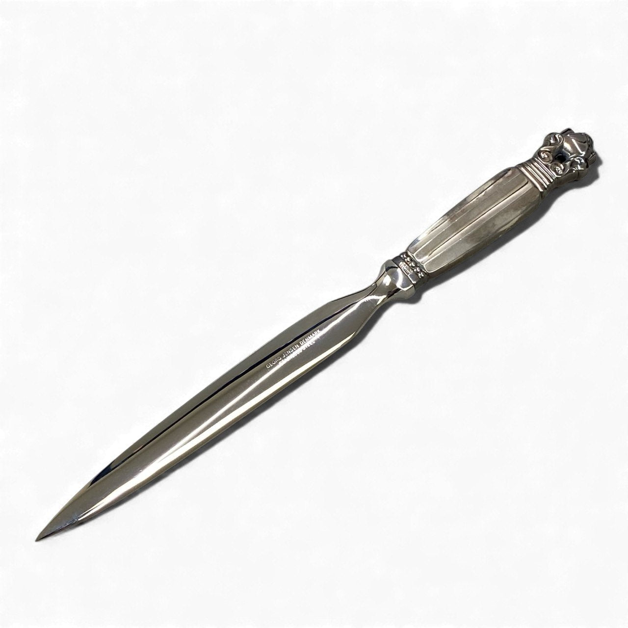 k10《美品》 GEORG JENSEN ジョージジェンセン 持ち手STERLING SILVER ペーパーナイフ レターオープナー スターリングシルバー 925 保存袋 箱付き Paper Knifet18r