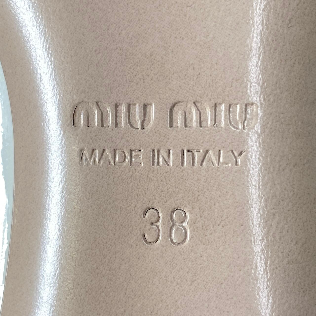 g14【美品】miumiu チャンキーヒールサンダル シューズ イタリア製 38サイズ ホワイト ゴールド パテントレザー レディース 女性用k02i