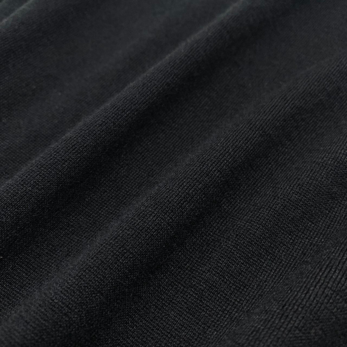 9j16 【美品】 DIOR HOMME ディオールオム ロングスリーブ タートルネックセーター カシミヤニット 833M693BT128 サイズL ブラック カシミヤ メンズu02t