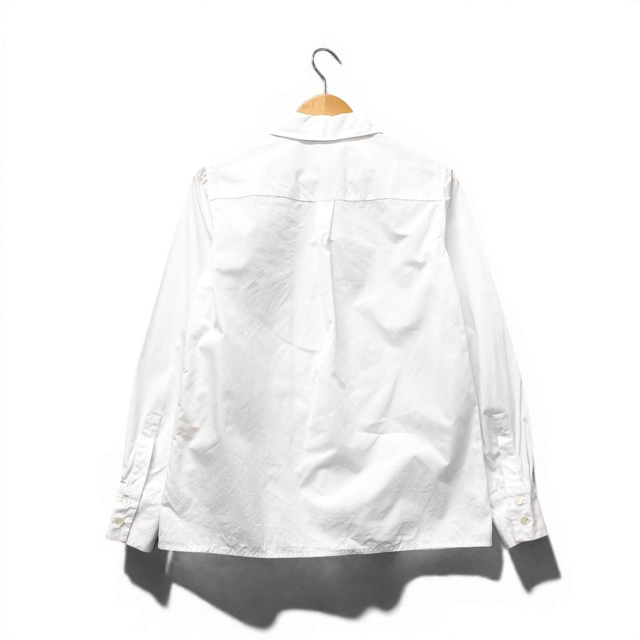22f17 LARDINI ラルディーニ 近年 長袖シャツ コットンシャツ ビジネス サイズ38 無地 ホワイト コットン100％ レディース  女性服u02t