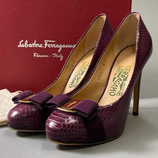 3i30 《極美品》 SALVATORE FERAGAMO サルヴァトーレフェラガモ RILLY ハイヒール パンプス ヴァラリボン パイソン柄 34663 6 1/2 パープル レザー レディース シューズt18r