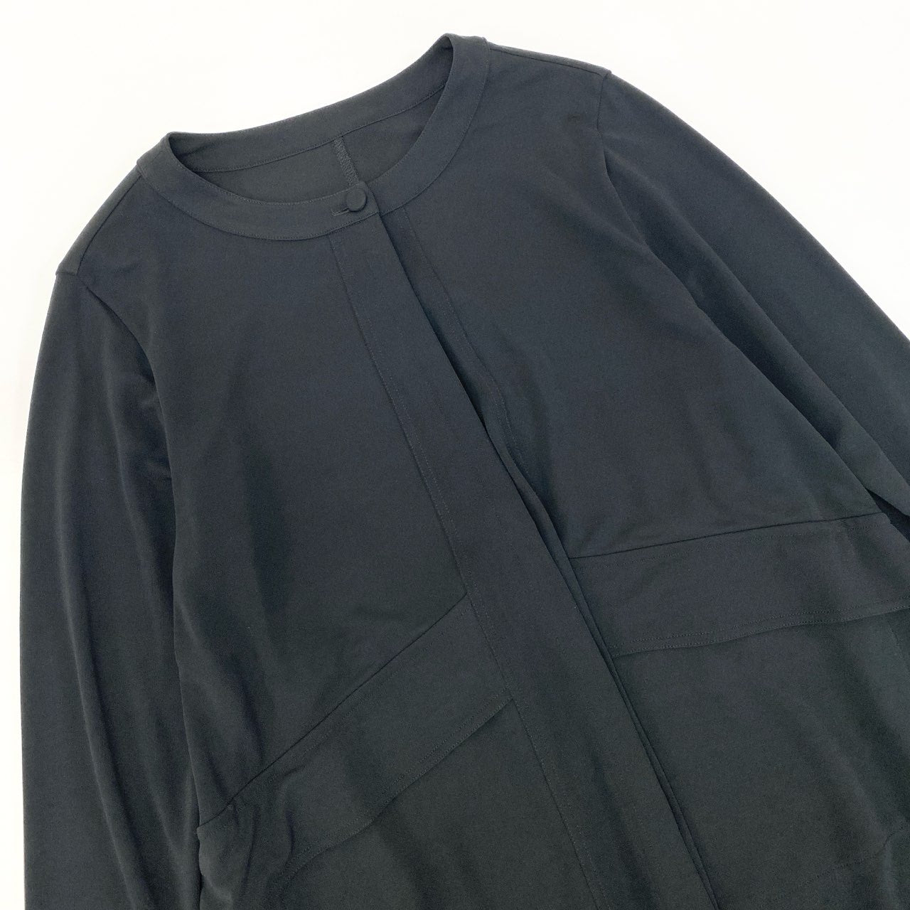 52k23《美品》 TOKUKO 1er VOL トクコプルミエヴォル ノーカラー ロングシャツワンピース ストレッチ○ 裾フリル 長袖 レディース 女性用 9 ブラックu02t