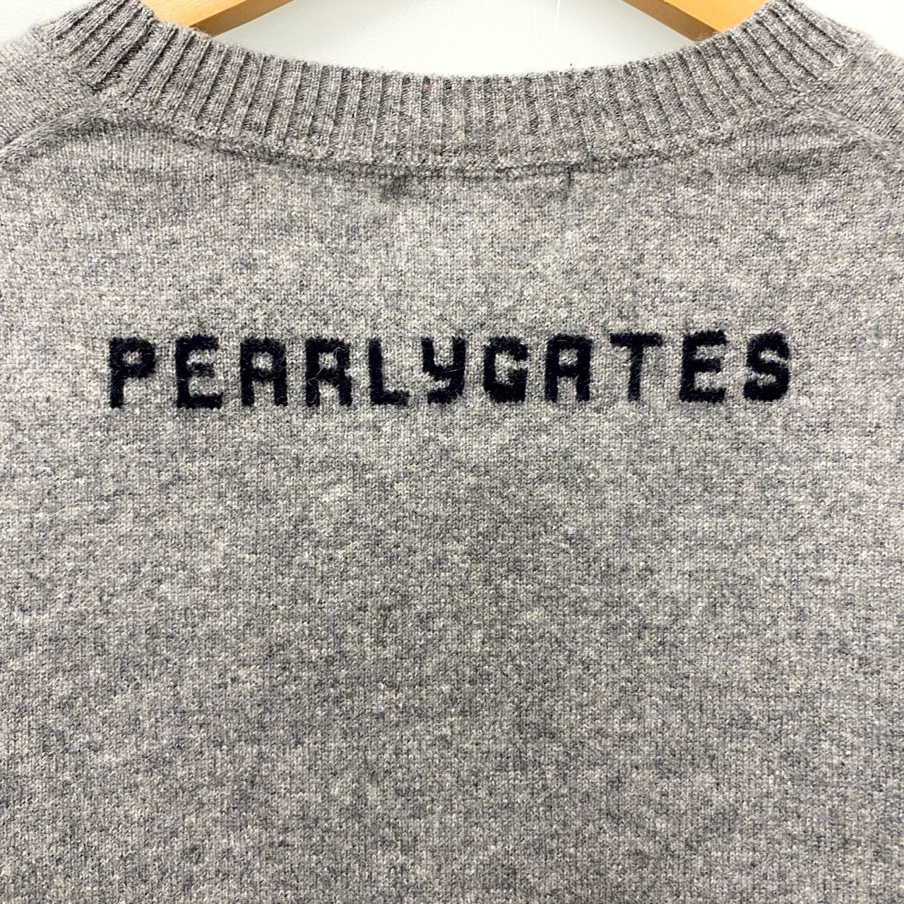 66c2 PEARLY GATES パーリーゲイツ カシミヤ ニットセーター ゴルフウェア golf メンズ 紳士服 053-7270001 サイズ4 グレー カシミア100％u02t