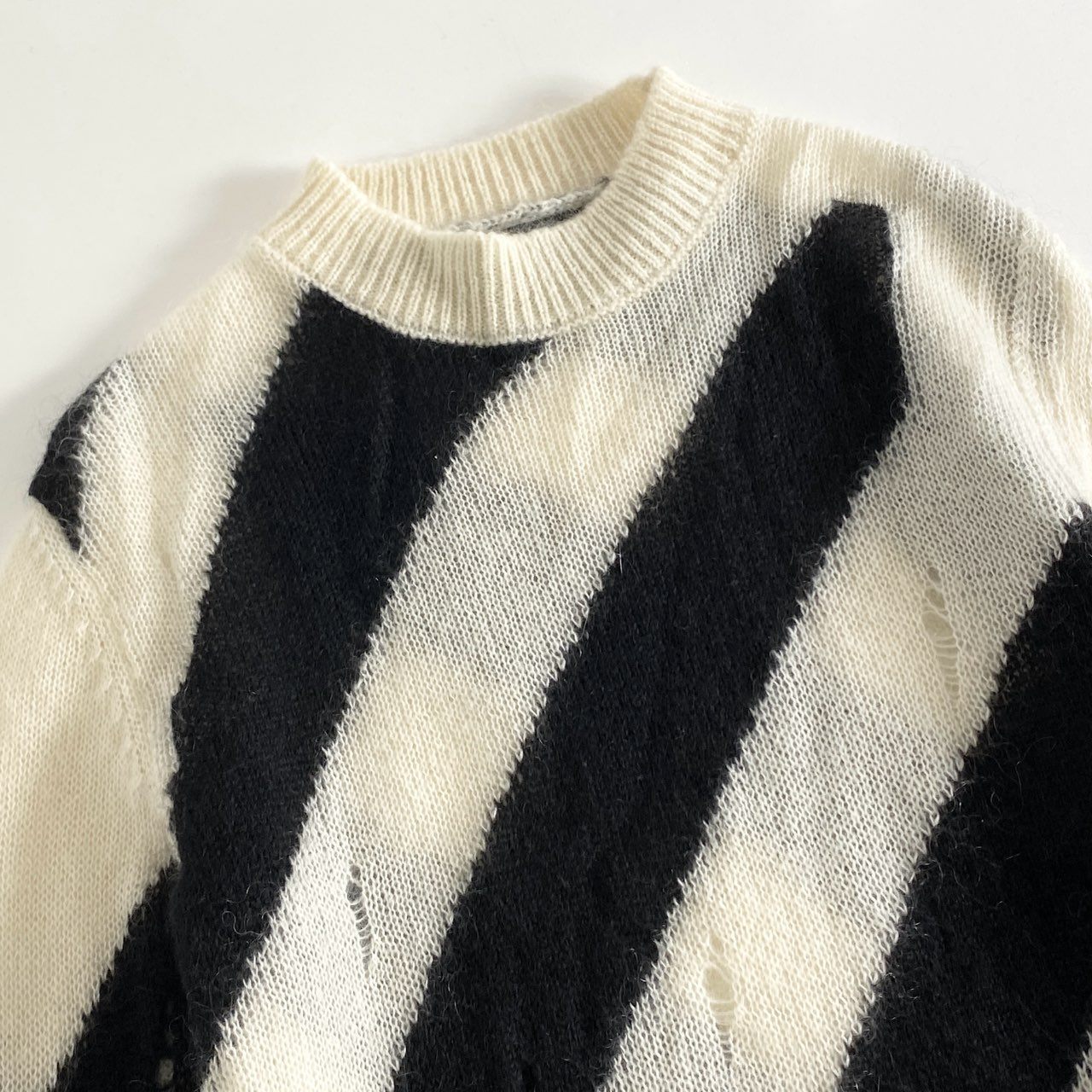 80h12 OFF-WHITE オフホワイト MOHAIR DIAG SWEATER モヘアニット セーター クルーネック プルオーバー OMHE028E19B02002 Sサイズ ホワイト ブラック モヘヤ