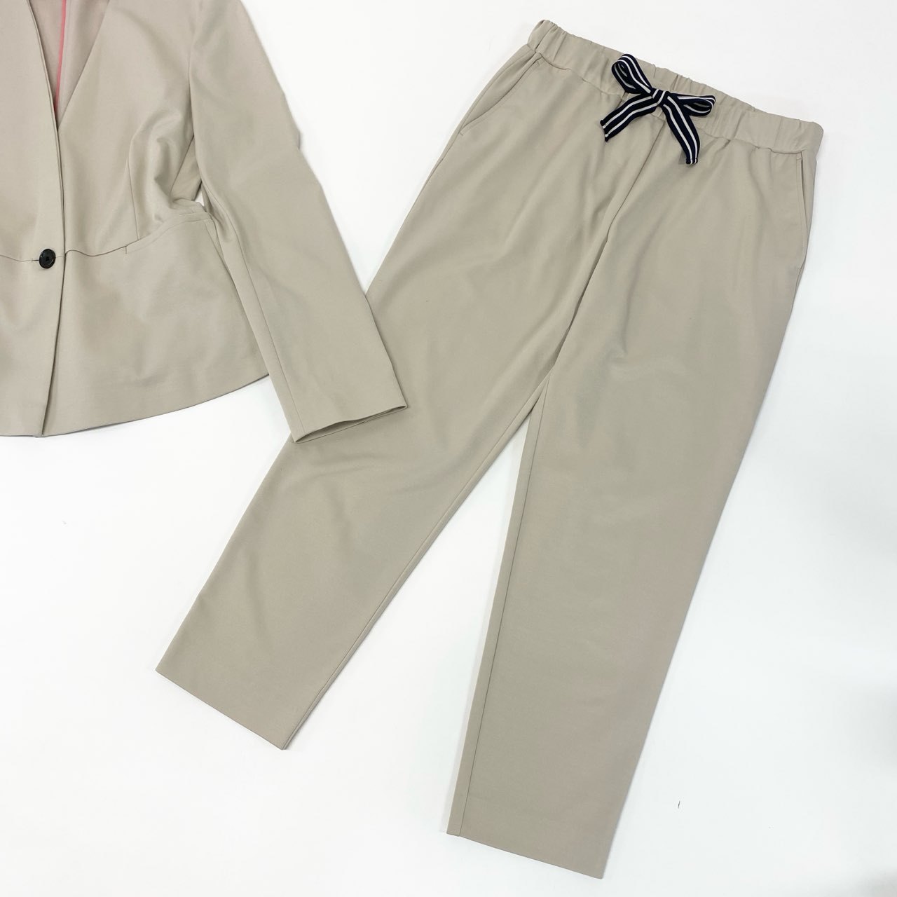 23i17 PS Paul Smith ポールスミス セットアップ ノーカラージャケット イージーパンツ ボトムス 大きいサイズ 42 XLサイズ相当 ベージュ レディースk02i