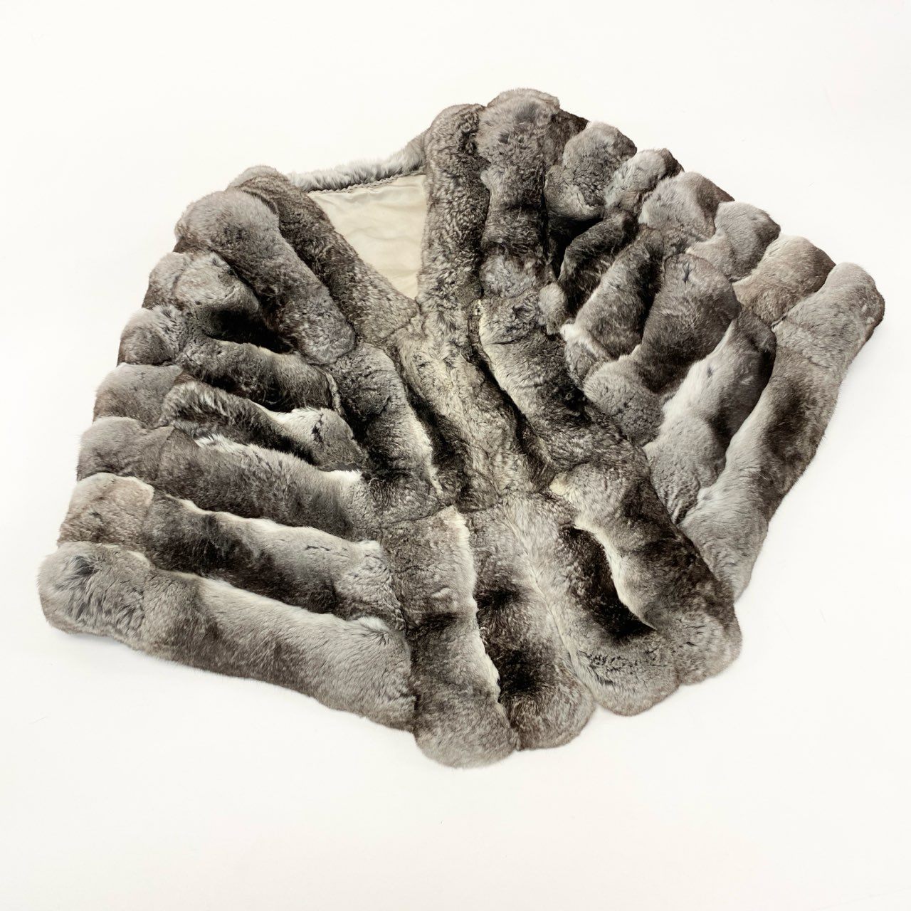 68j15 《最高級》 EMPRESS エンプレス CHINCHILLA FUR CAPE チンチラ リアルファー ケープ ポンチョ グレー 本毛皮 毛並◎ 毛質◎t18r