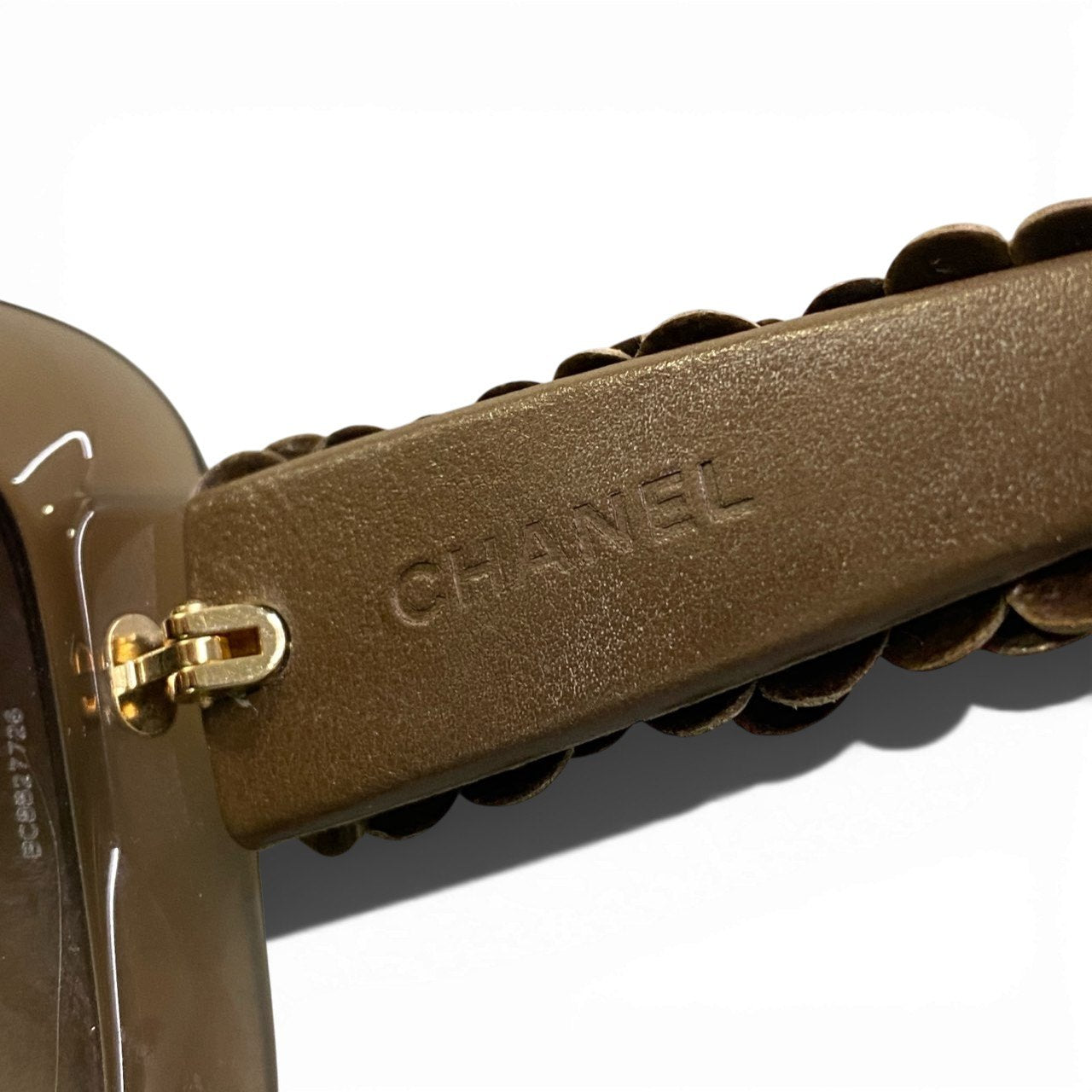 b15 CHANEL シャネル レザー カメリア ココマーク サングラス アイウェア 5318-Q ブラウン レザー レディースta1