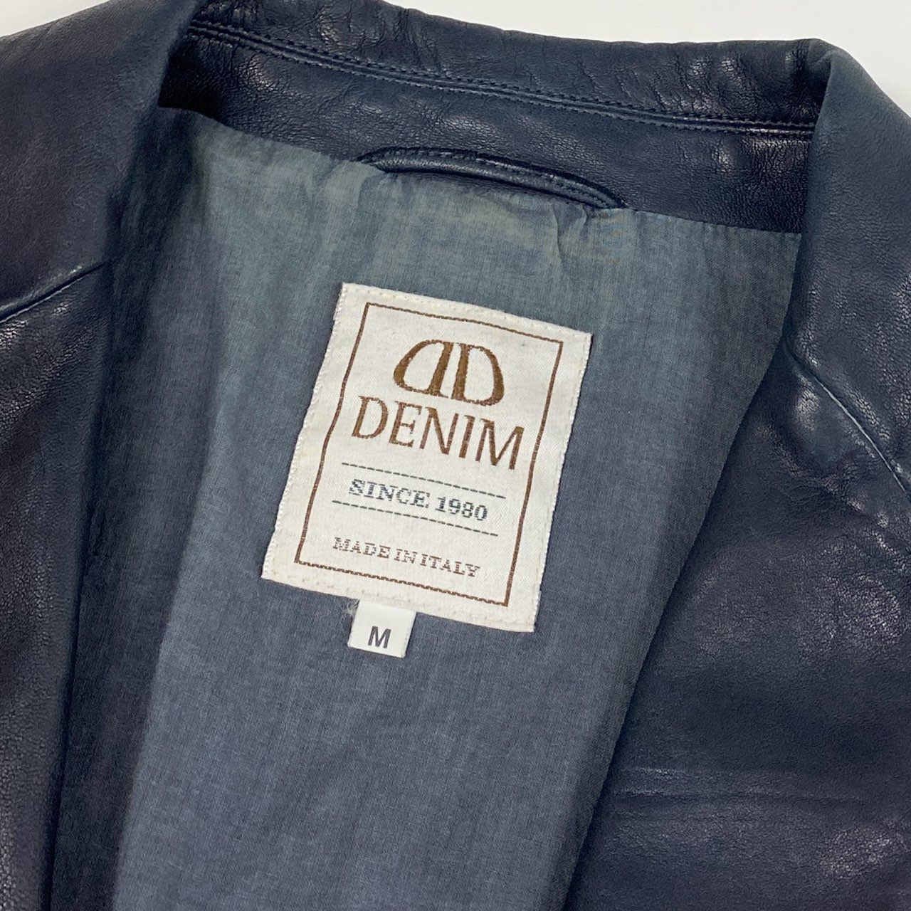 70a15 DENIM TOMORROWLAND デニム トゥモローランド 別注 ラムレザー テーラードジャケット M ネイビー 羊革 シープスキン イタリア製t18r