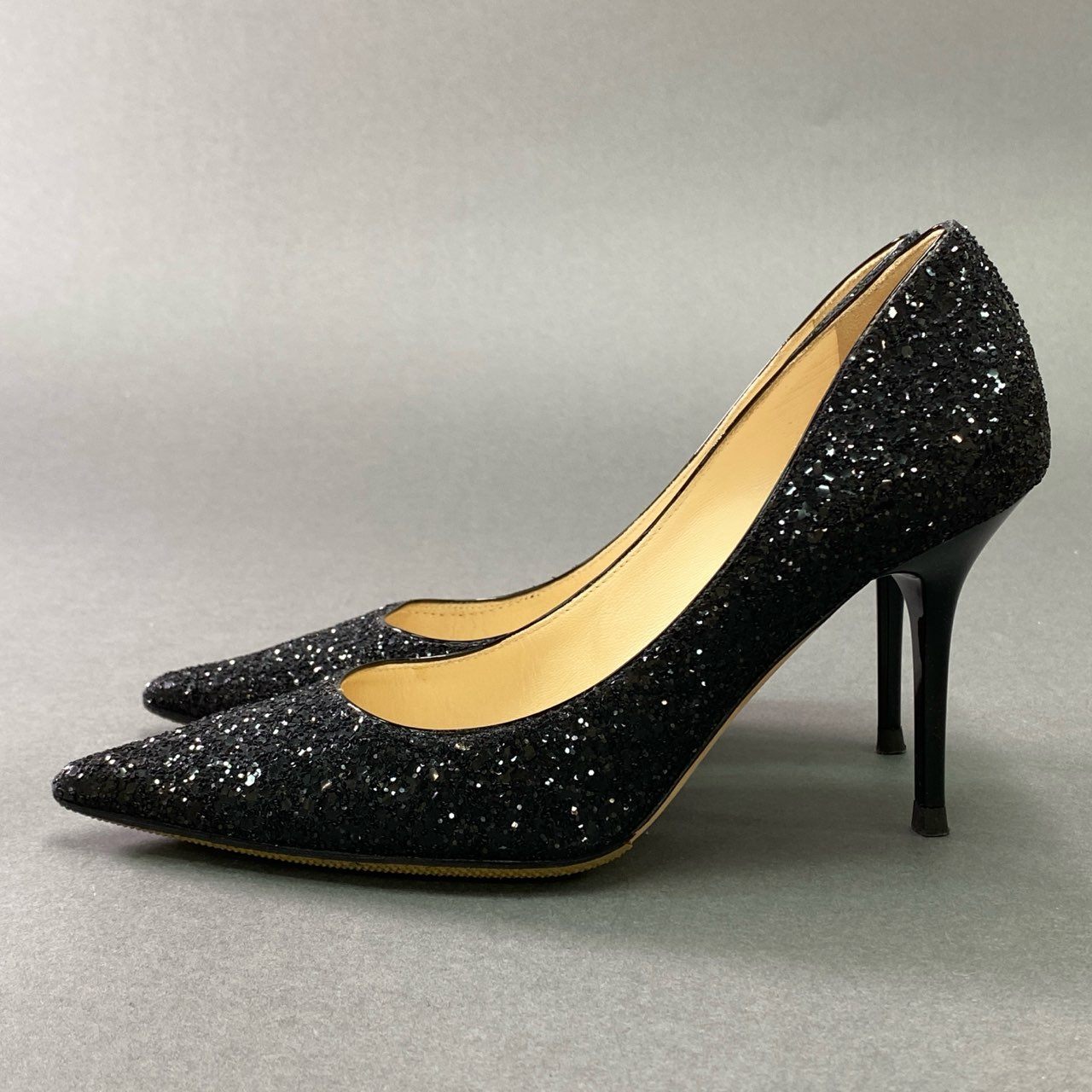 5k9 《美品》 JIMMY CHOO ジミーチュウ グリッターパンプス 35 ブラック セレモニー 結婚式 ラメ シューズ イタリア製 箱付き