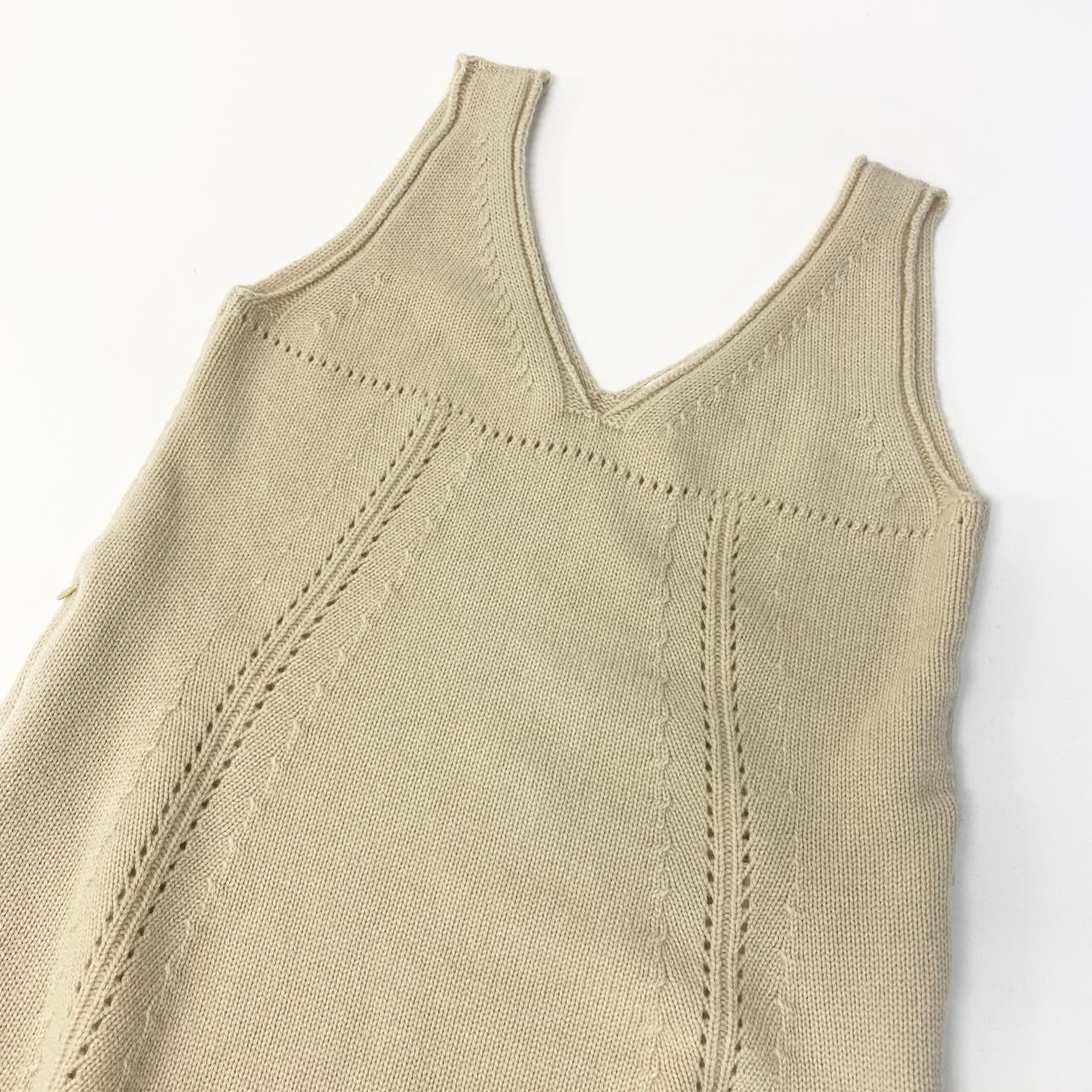 54c19 【タグ付】 FOXEY BOUTIQUE フォクシー カシミヤニット アンサンブル 上下セット ノースリーブワンピース 長袖カーディガン ボレロ レディース 女性服 サイズ40 ライトベージュ カシミア100％u02t