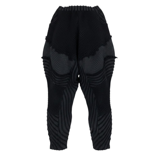 Af4 ISSEY MIYAKE イッセイミヤケ 3Dスチームストレッチ プリーツパンツ 3D Steam Stretch Pleats Pants IM84FF537 サイズ2 ブラックt18rt18r