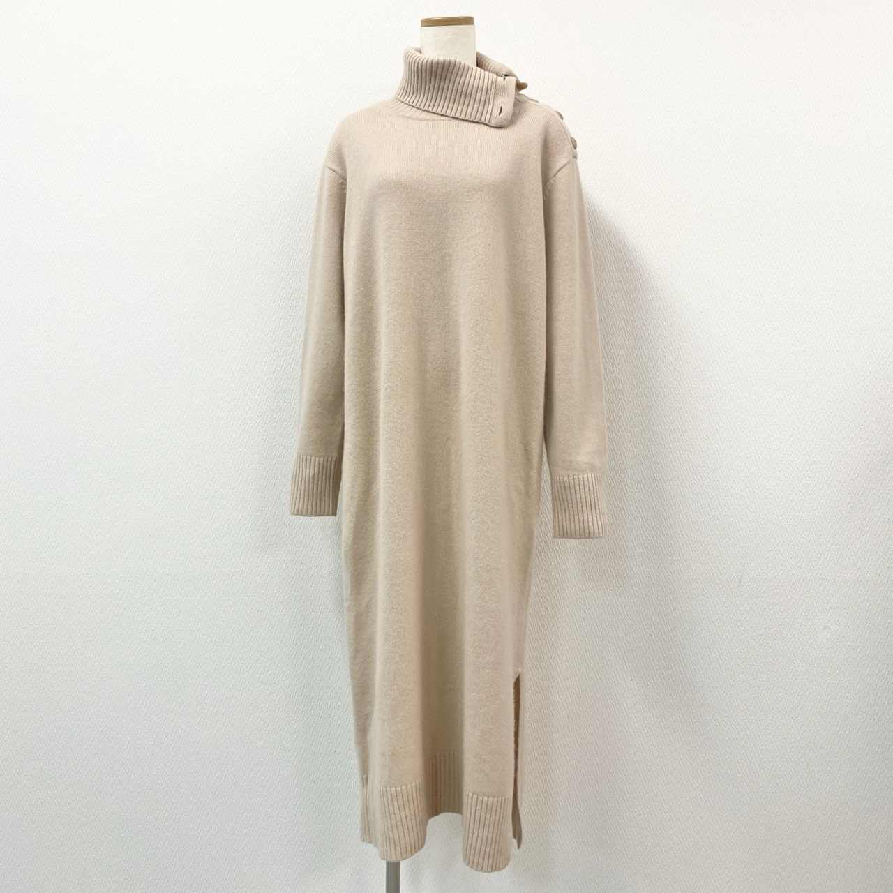 45b27 Max Mara マックスマーラ ニットワンピース ロングワンピース Mロゴボタン タートルネック 13260103 サイズL ピンクベージュ ウールカシミヤ レディース