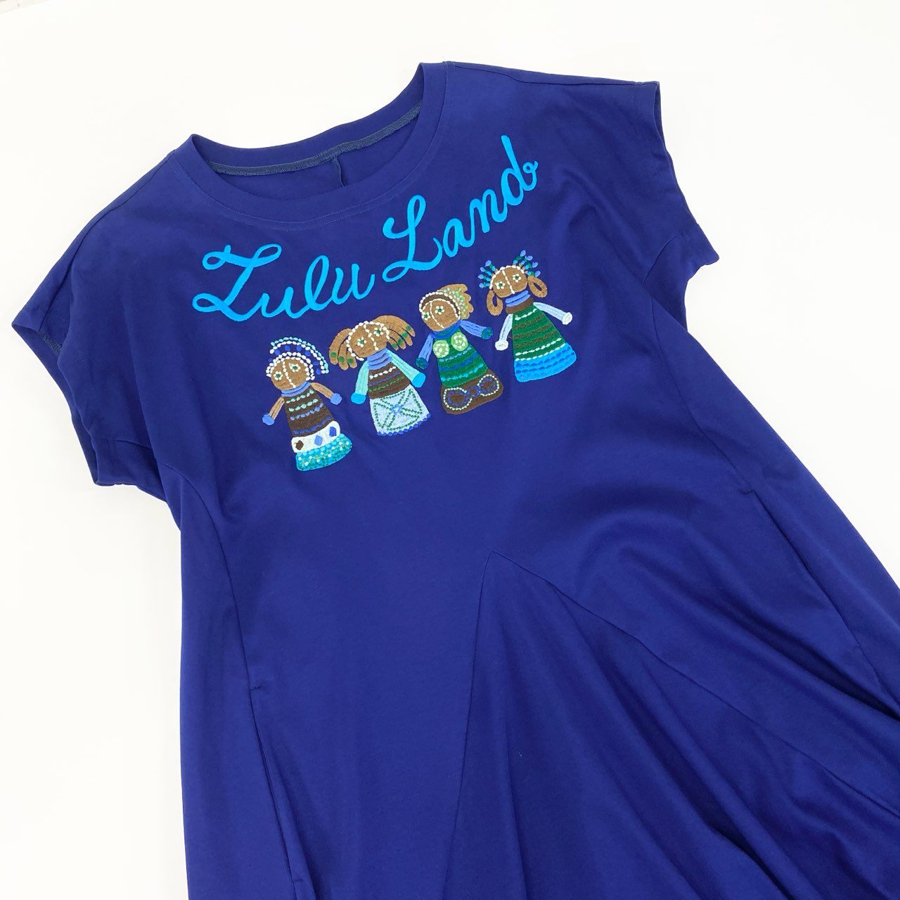 44k28 TOKUKO 1er VOL トクコプルミエヴォル 半袖ワンピース バルーンワンピース 身幅ゆったり○ フロント刺繍 ストレッチ レディース 9 ブルーu02t