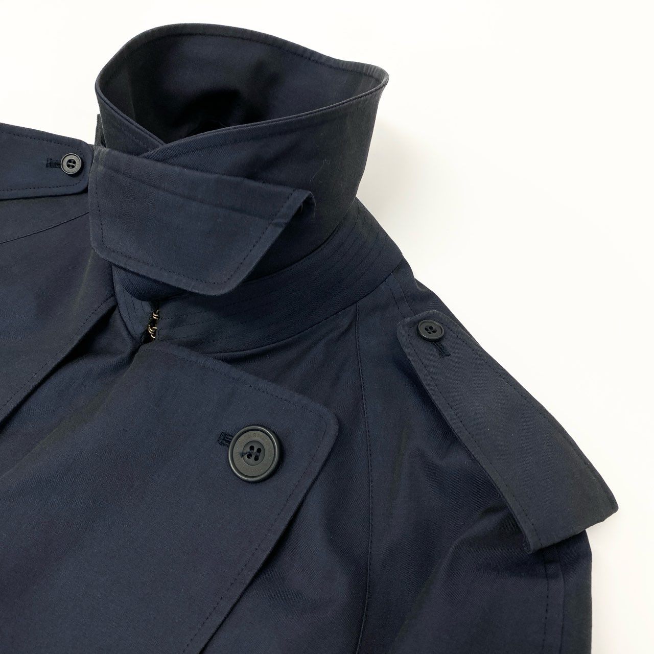 51Ⅼ2 Aquascutum OF LONDON アクアスキュータム 英国製 トレンチコート ロングコート 裏地チェック柄 メンズ 紳士服 ネイビー コットン100％u02t