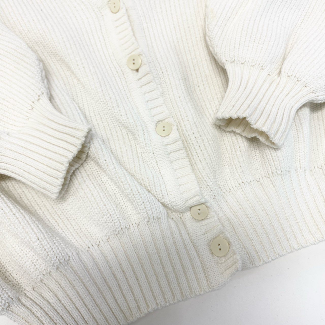 9a27 〇 Christian Dior クリスチャンディオール Vintage CDロゴ エルボーパッチ付 ニットカーディガン 短丈 サイズM ホワイト MA-1風t18r