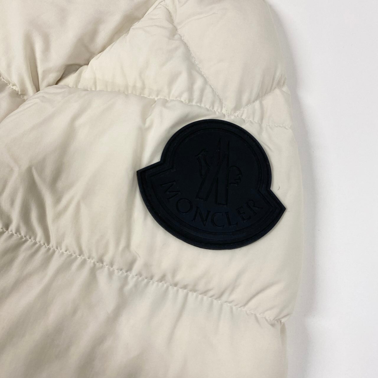 K18c20 MONCLER モンクレール DUBOIS JACKET デュボア ジャケット ダウンジャケット フードロゴ 0 ホワイト レディースsn1
