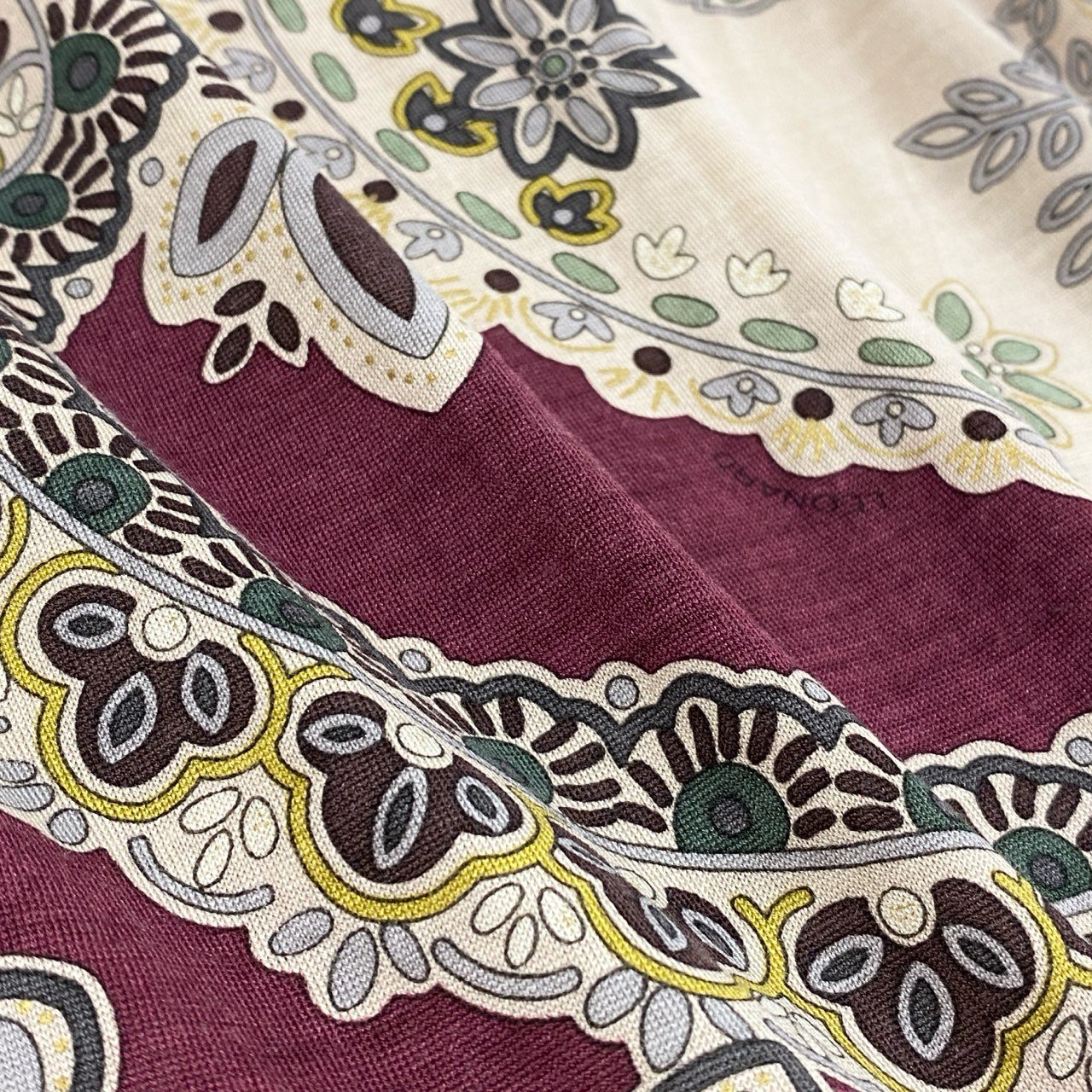 49L9 【美品】LEONARD レオナール 長袖ワンピース 膝丈ワンピース 総柄 ウエストリボン  Mサイズ マルチカラー レディースo07t