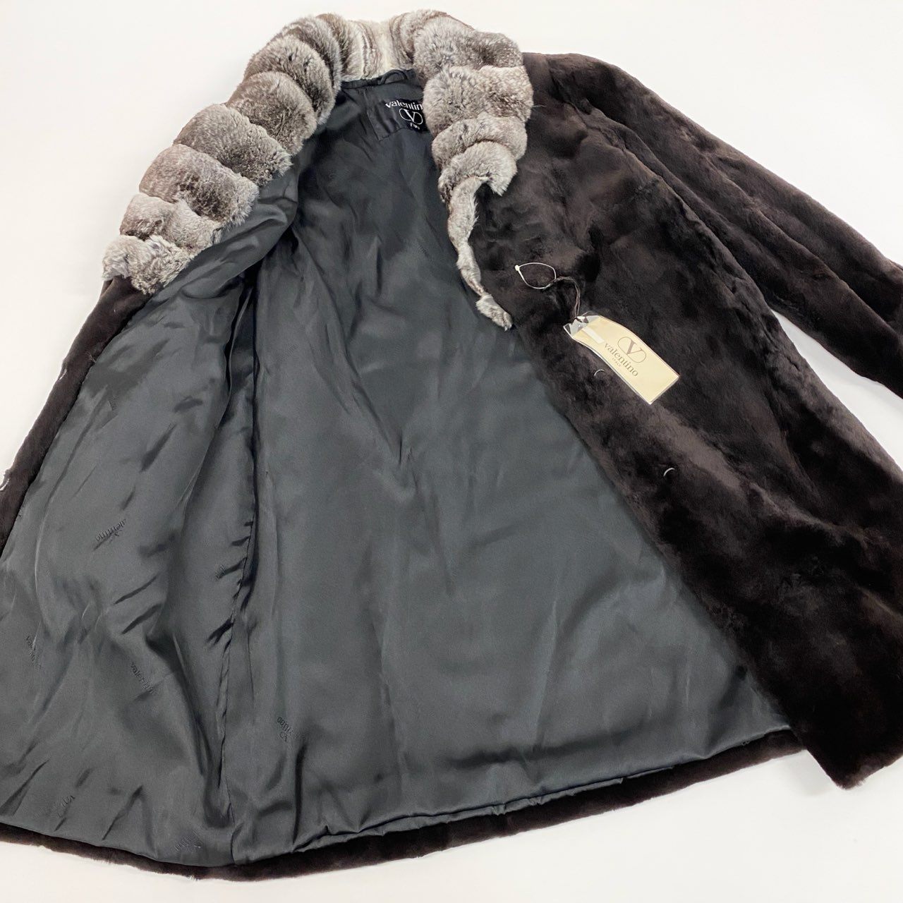 85b9 【新品保管品】Valentino ヴァレンティノ チンチラ シェアードミンク ファーコート 毛皮コート Fサイズ ダークブラウン系 レディース 女性用k02i