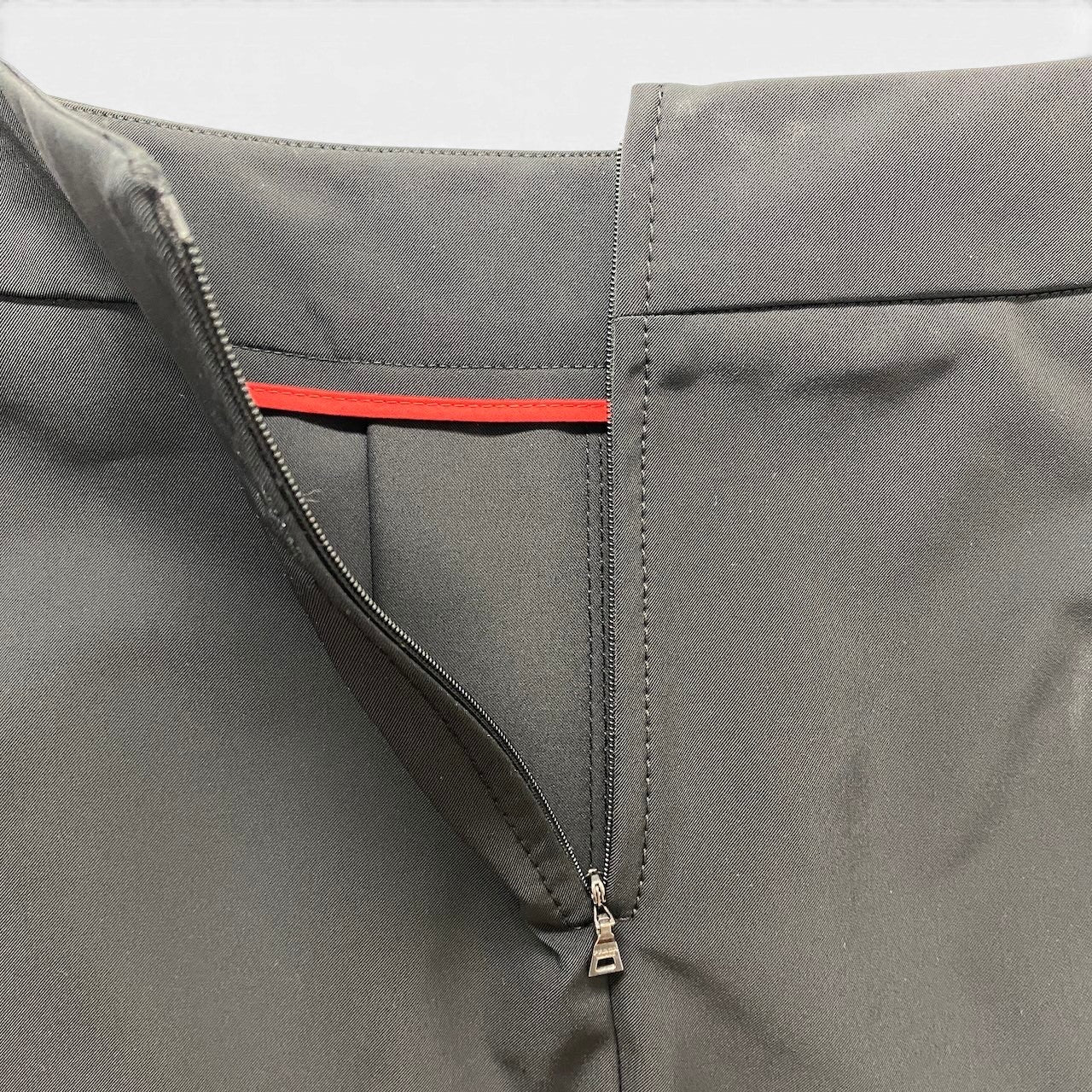 9f17 PRADA SPORT プラダスポーツ 台形スカート 膝丈スカート バックジップ 伸縮ストレッチ 21H228 サイズ36 ブラック レディース 女性服u02t