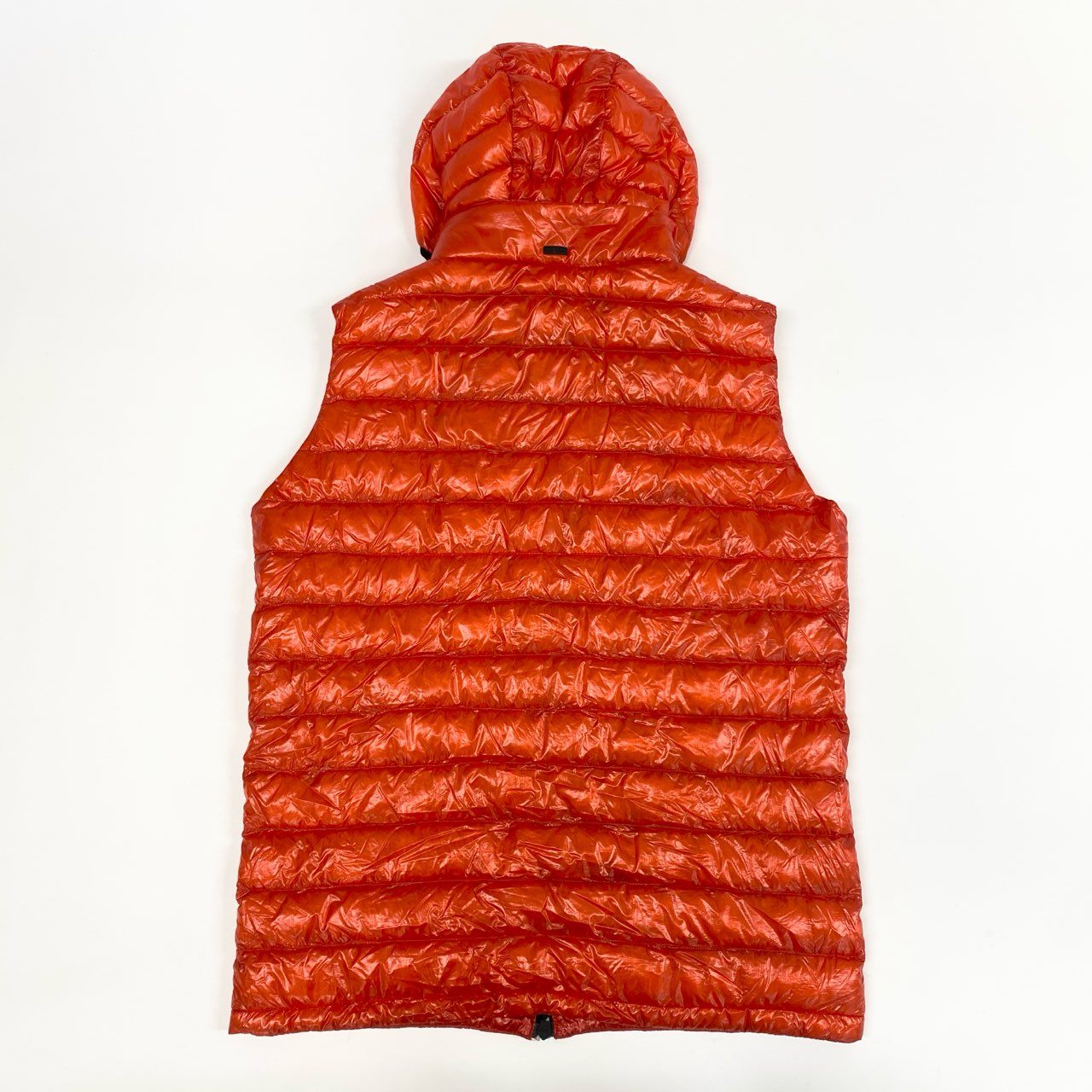 41j29 HERNO ヘルノ ライトダウンベスト ダウンジャケット アウター フード着脱可 17478-16333-3 48サイズ オレンジ メンズu02t