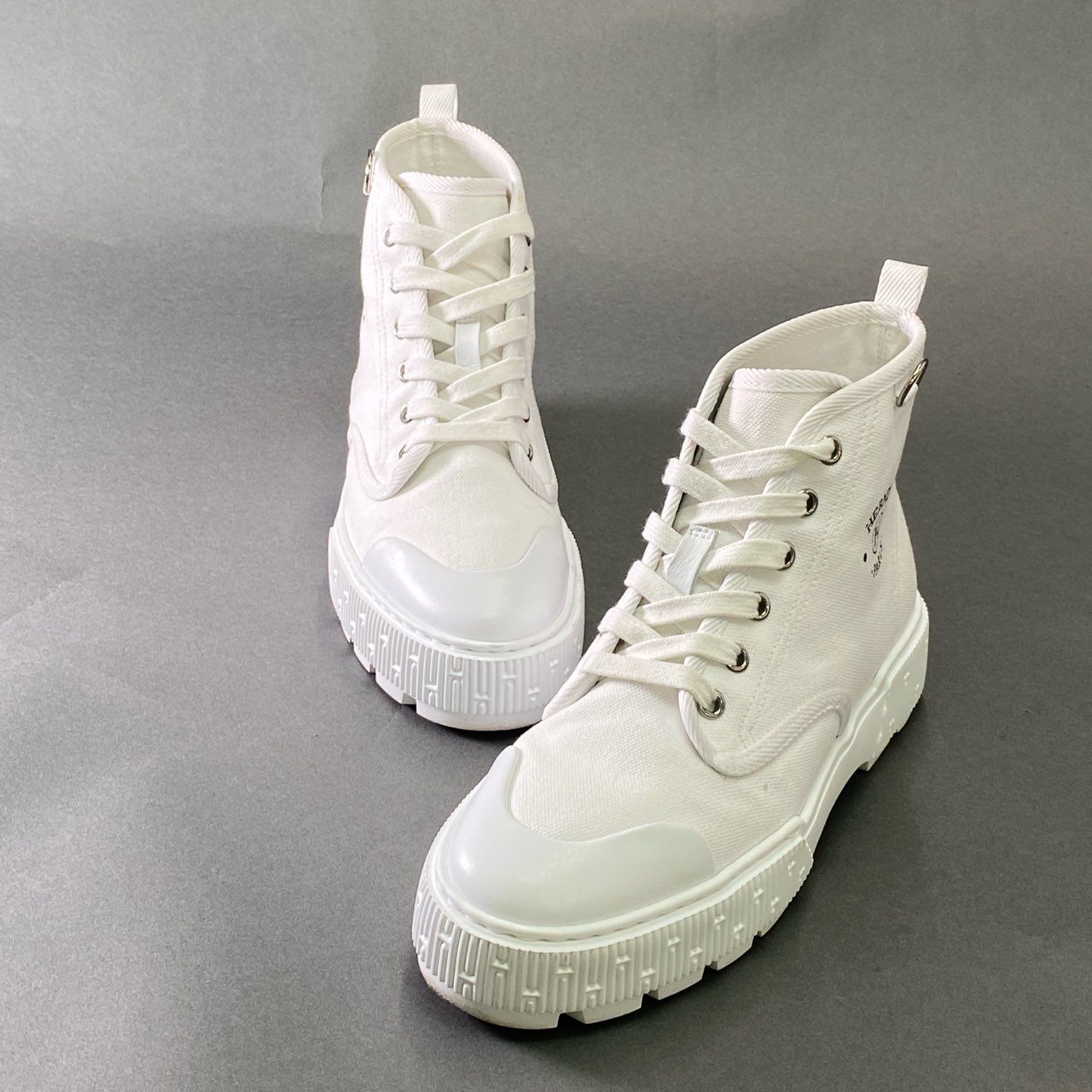 j4 HERMES エルメス イティネレール ショートブーツ ハイカットスニーカー ロゴプリント イタリア製 36 ホワイト キャンバスk02i