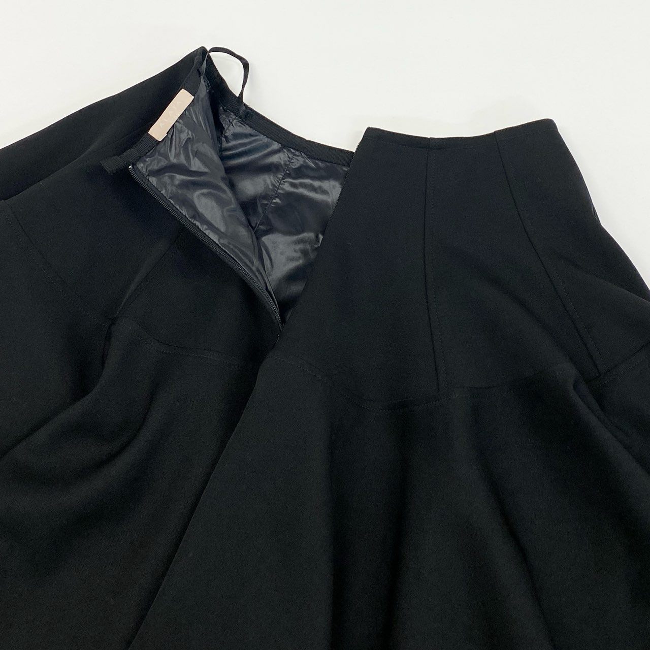 17f30 フランス製 ALAIA アライア ミニスカート 立体裁断 フレアスカート サイズ36 ブラック ウール レディース 女性用