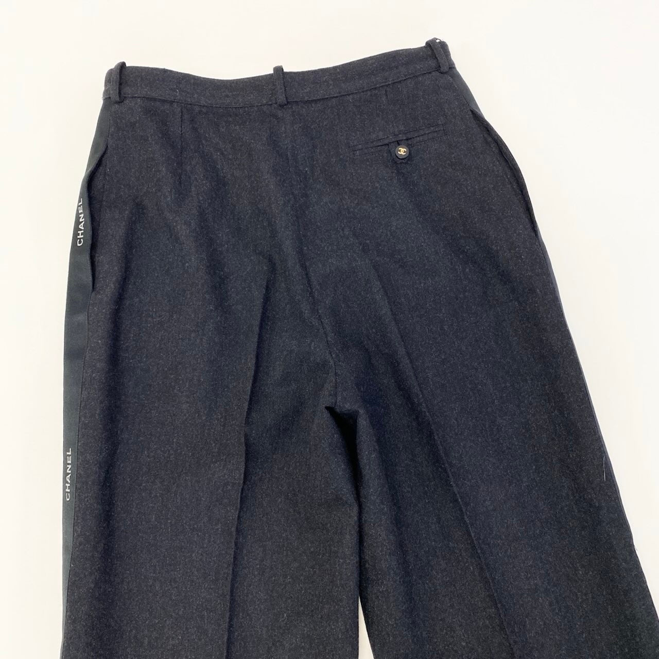 Cf9 【美品】CHANEL シャネル 1996年 サイドラインロゴ ワイドスラックス ウールパンツ ボトムス P05760 40サイズ ダークグレー ウール100％ レディース 女性用ta1ta1