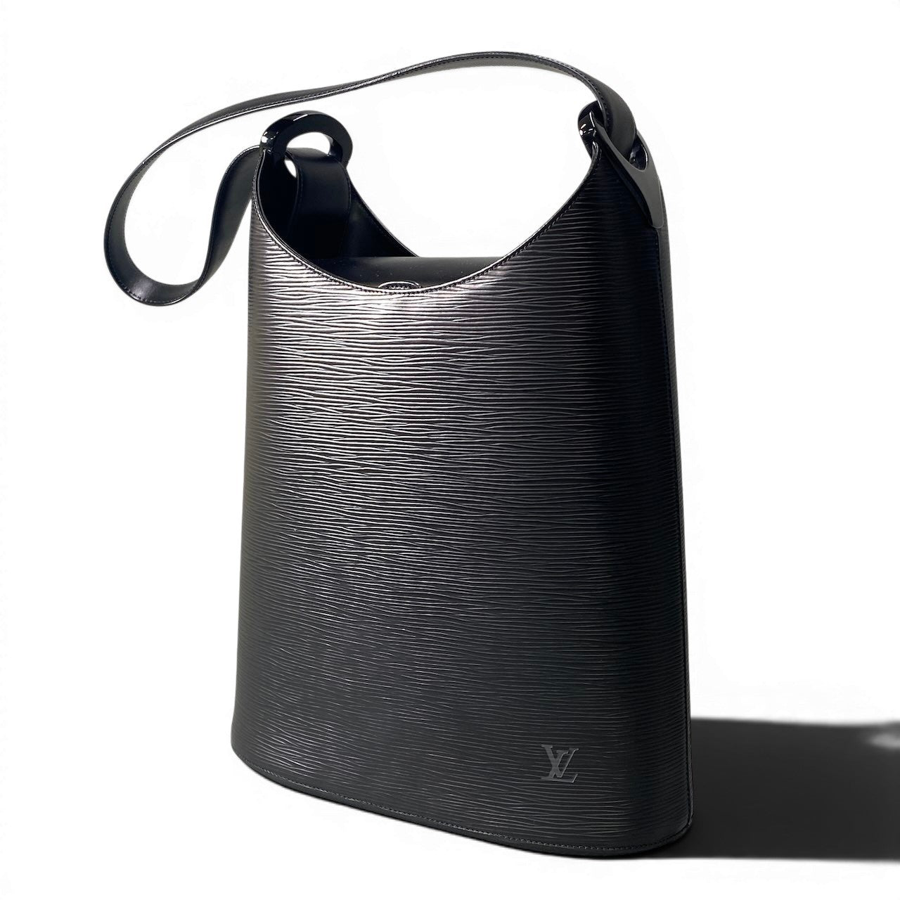 e26 LOUIS VUITTON ルイヴィトン M52812 ショルダーバッグ ウェルソー ブラック エピ レディースta1
