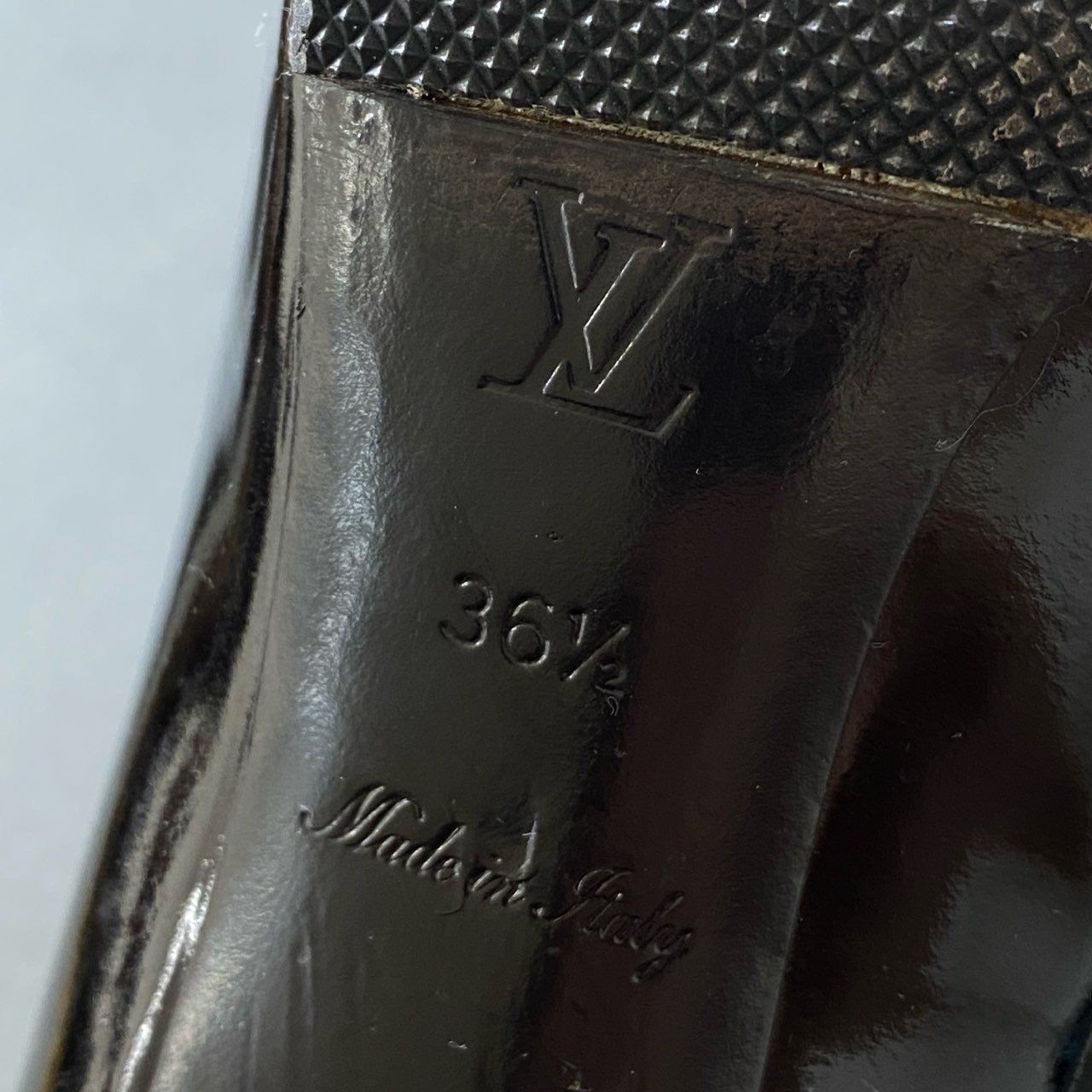 5g19 LOUIS VUITTON ルイヴィトン パテントレザー ロゴバックル パンプス 36 1/2 ボルドー レディース 婦人靴