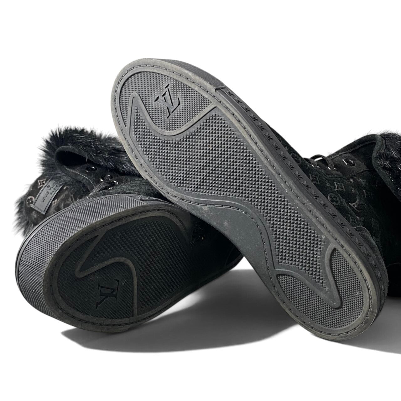 h21 LOUIS VUITTON ルイヴィトン モノグラム ファー × スエード スニーカー Monogram Fur Trim High-Top Sneakers 37 1/2 ブラックt18r