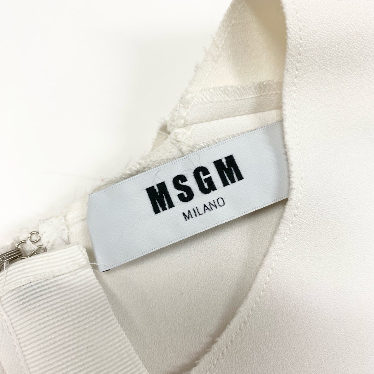 70j15 MSGM エムエスジーエム フリル半袖カットソー ブラウス トップス 2441MDM02 48サイズ ホワイト レディースu02t