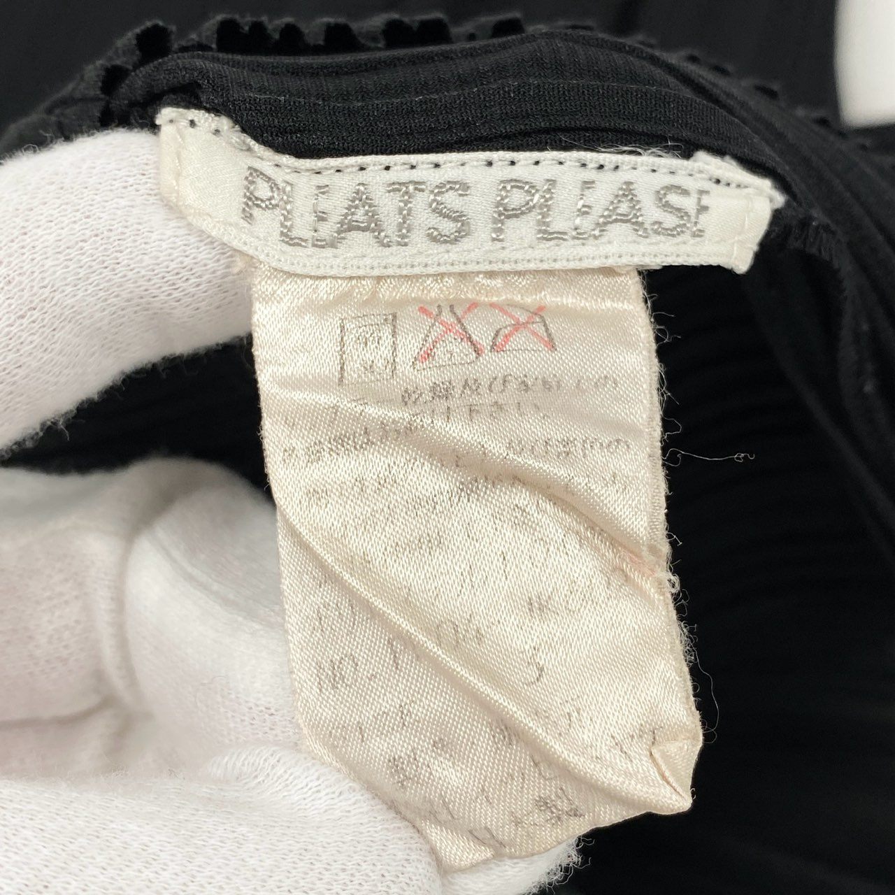 75i8 PLEATS PLEASE ISSEY MIYAKE プリーツプリーズ イッセイミヤケ 日本製 長袖プリーツカットソー ロングスリーブ トップス プルオーバー PP04-JK602 3 ブラック レディースo07t