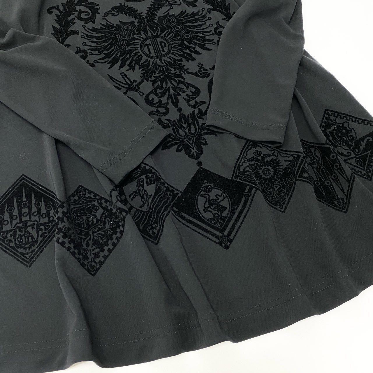 52b27 【美品】 TOKUKO 1er VOL トクコプルミエヴォル チュニックワンピース ロングスリーブ モックネック フロッキー柄 レディース 女性服 サイズ9 ブラックu02t