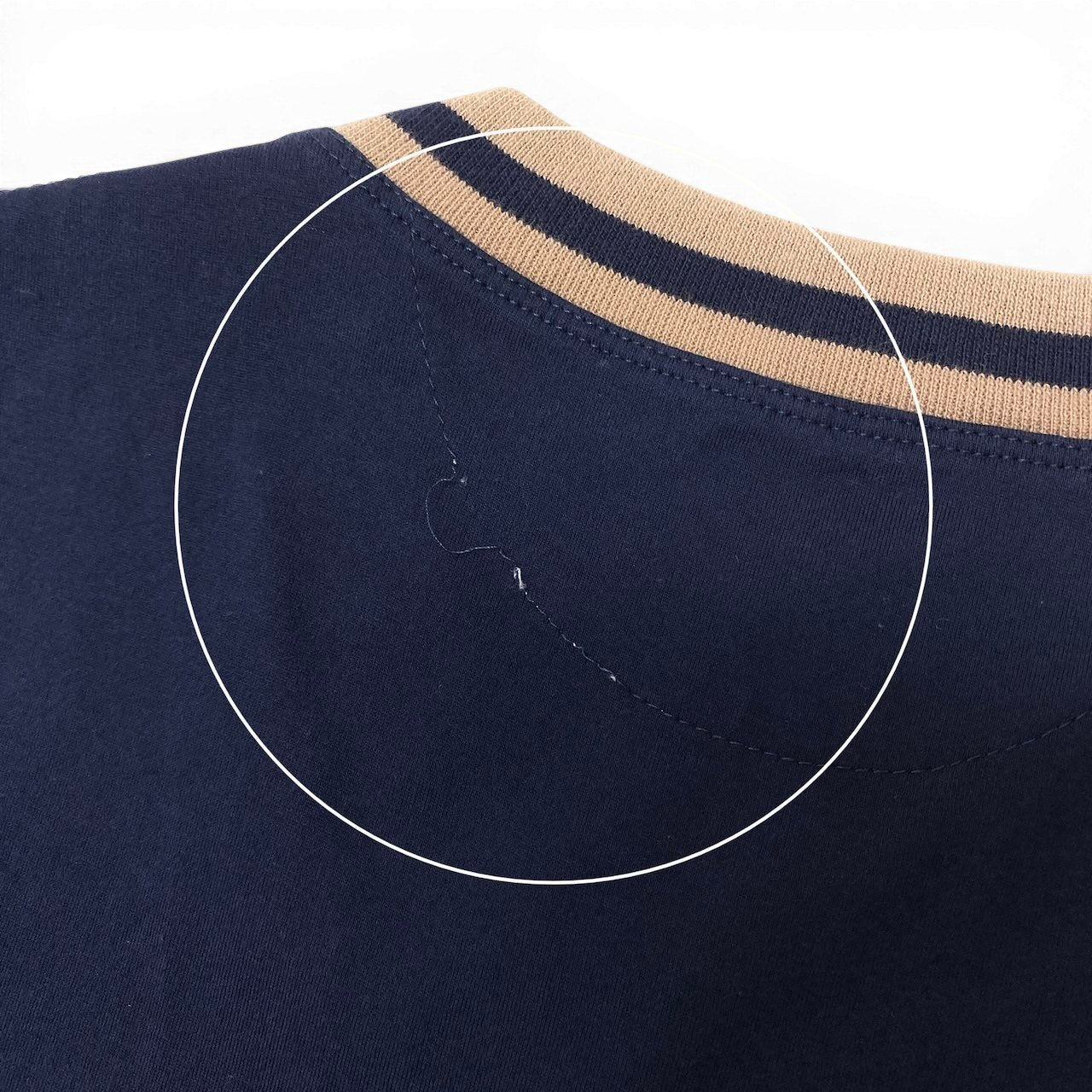 18e29 BRUNELLO CUCINELLI ブルネロクチネリ SLIM FIT リブネック 半袖Tシャツ カットソー サイズXS ネイビー ベージュ コットン100％ メンズ 紳士服o07t