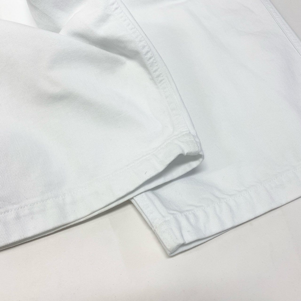 2a29 RAF SIMONS ラフシモンズ 23SS DENIM SKATE SHORTS デニムスケートショートパンツ ボトムス 231-M331 50サイズ ホワイト コットン100％ メンズo07t